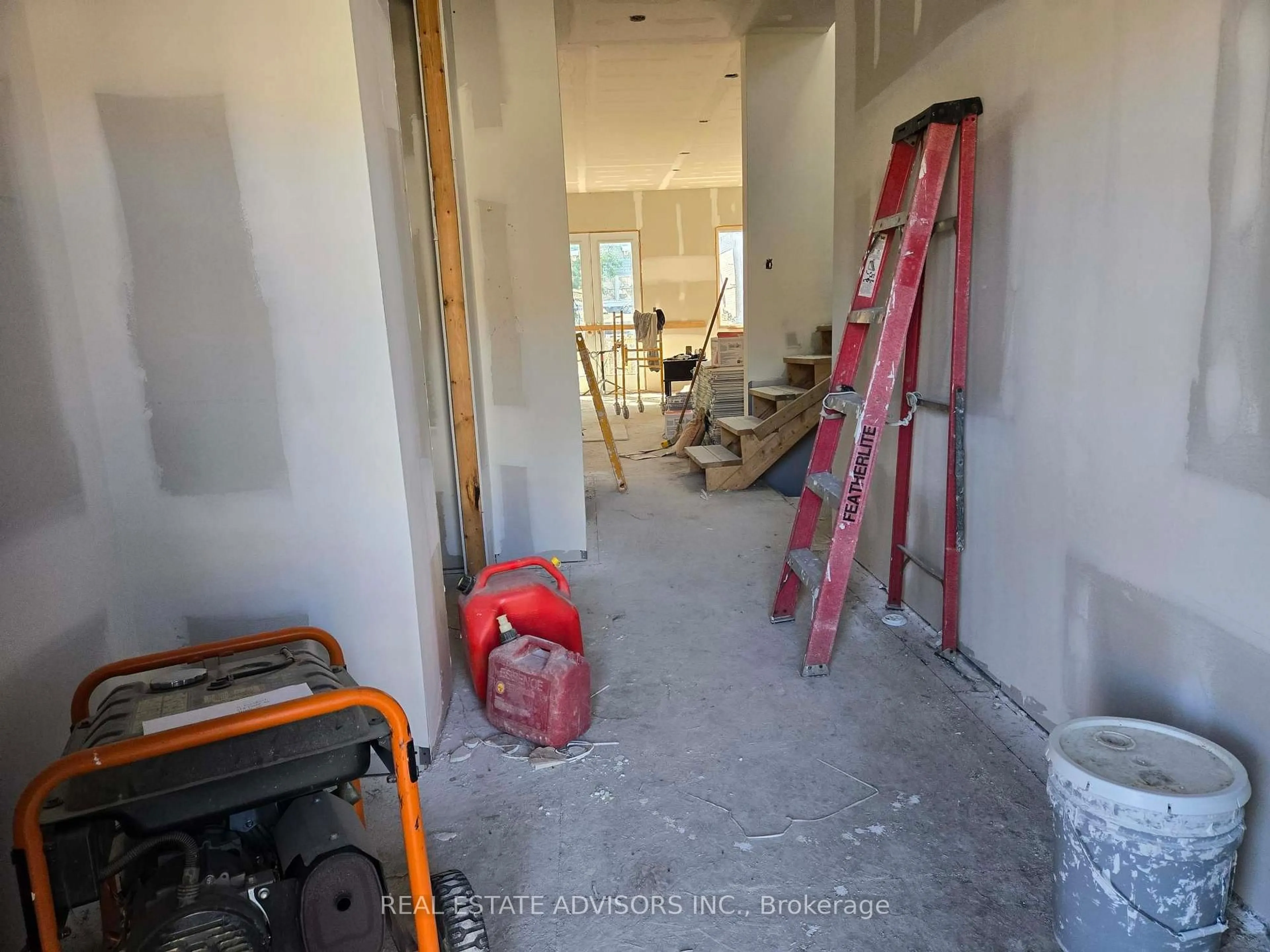 A pic of a room for 68B Laurel Ave, Toronto Ontario M1K 3J6