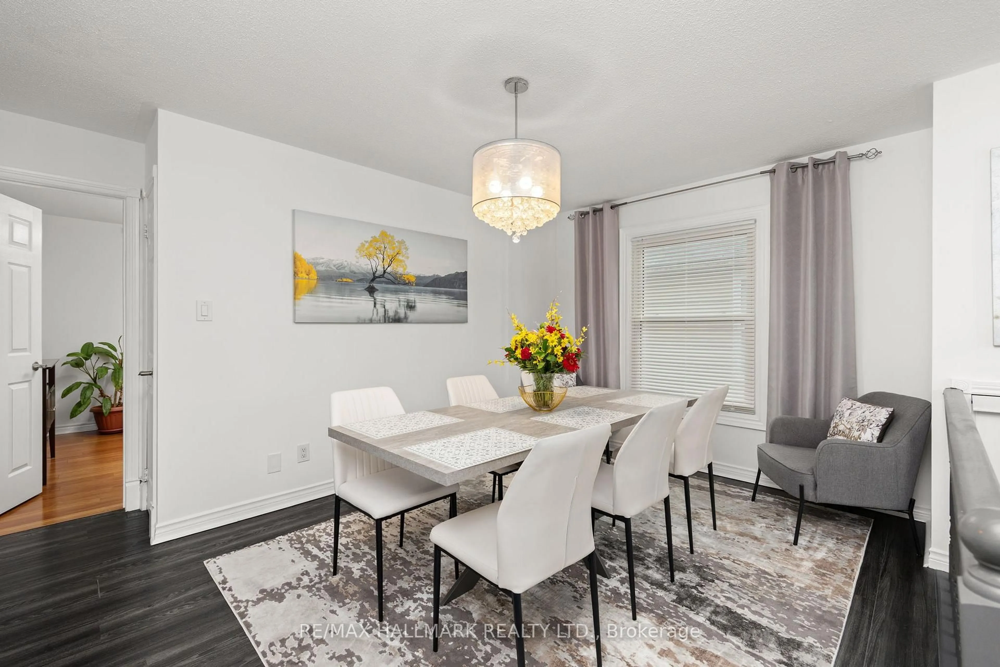 Dining room, unknown for 130 Elford Dr, Clarington Ontario L1C 4S1