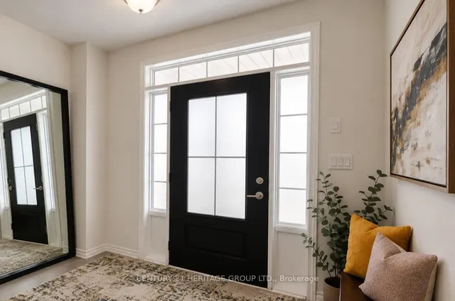 23 Crombie St, Clarington 3