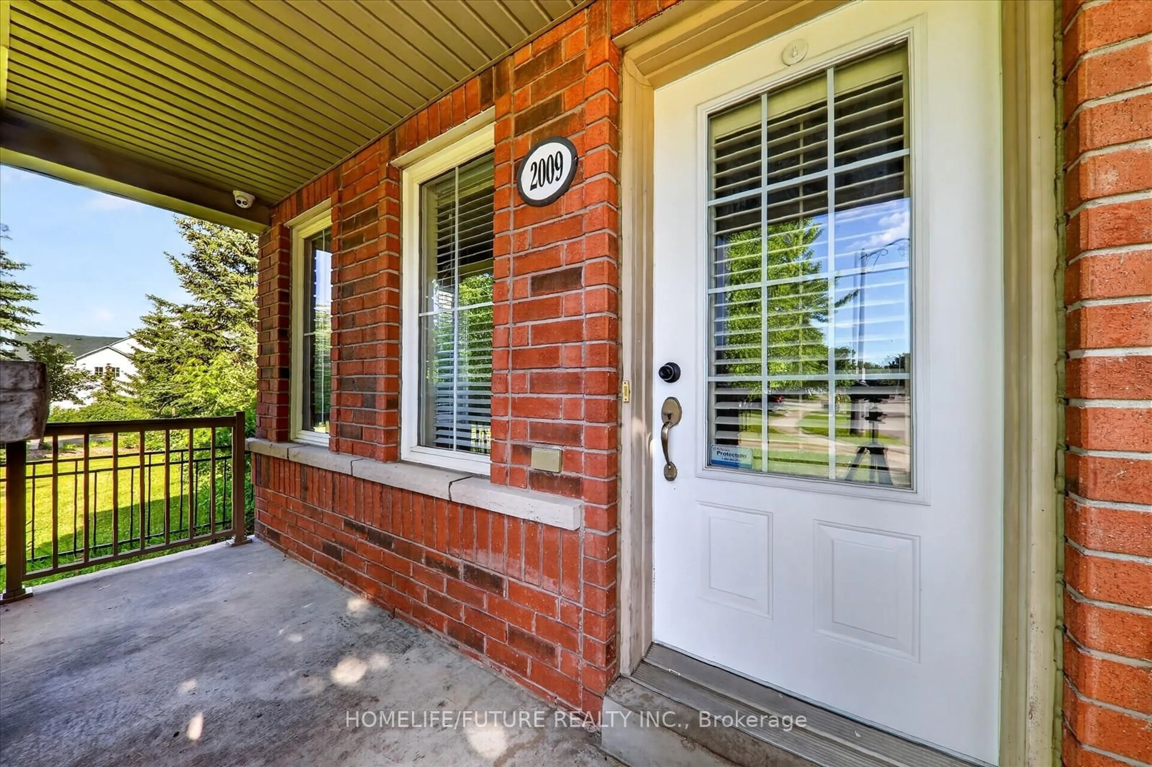Home with brick exterior material, street for 2009 Secretariat Pl, Oshawa Ontario L1L 1C8