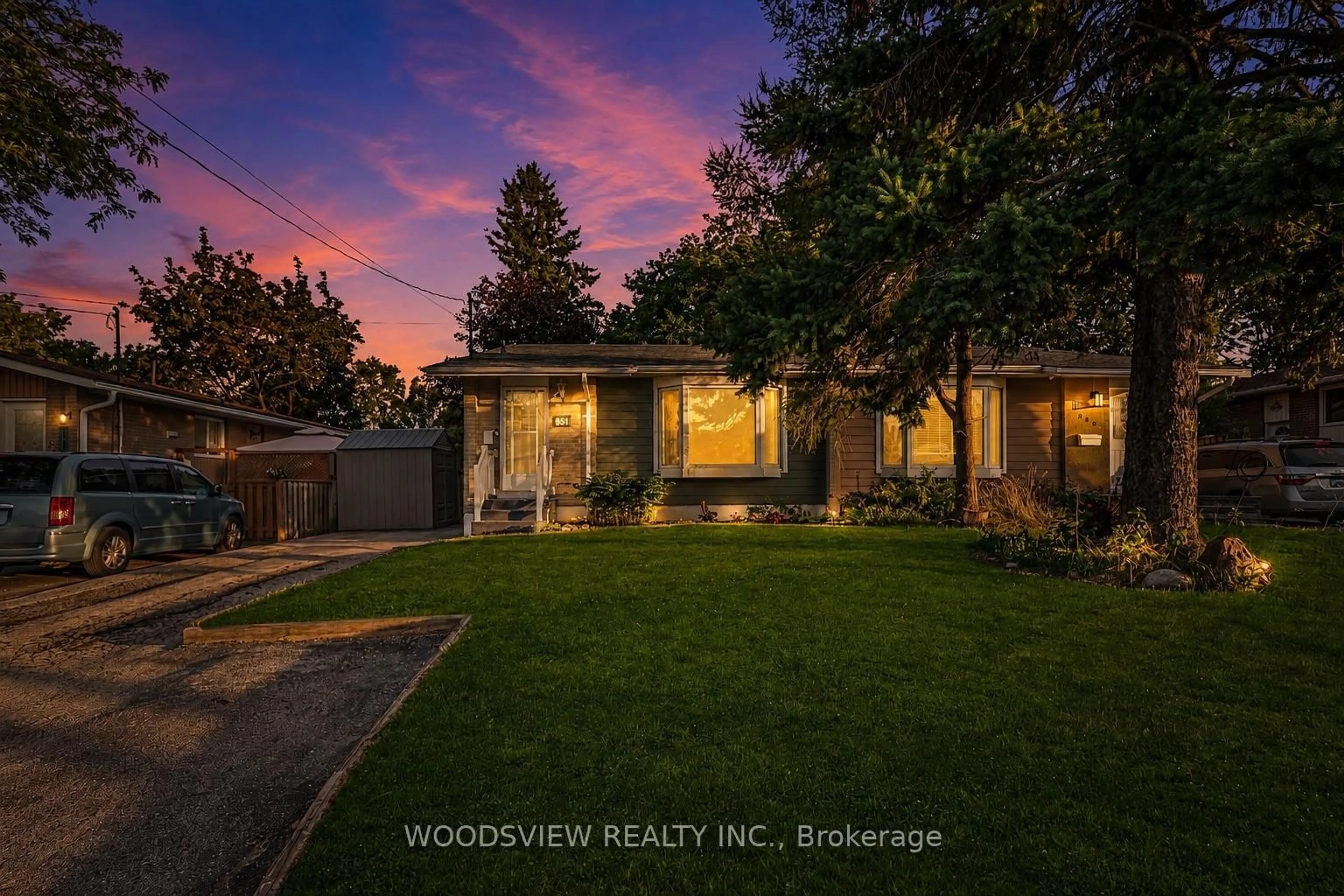 A pic from outside/outdoor area/front of a property/back of a property/a pic from drone, unknown for 851 Moretta Ave, Pickering Ontario L1W 2K1