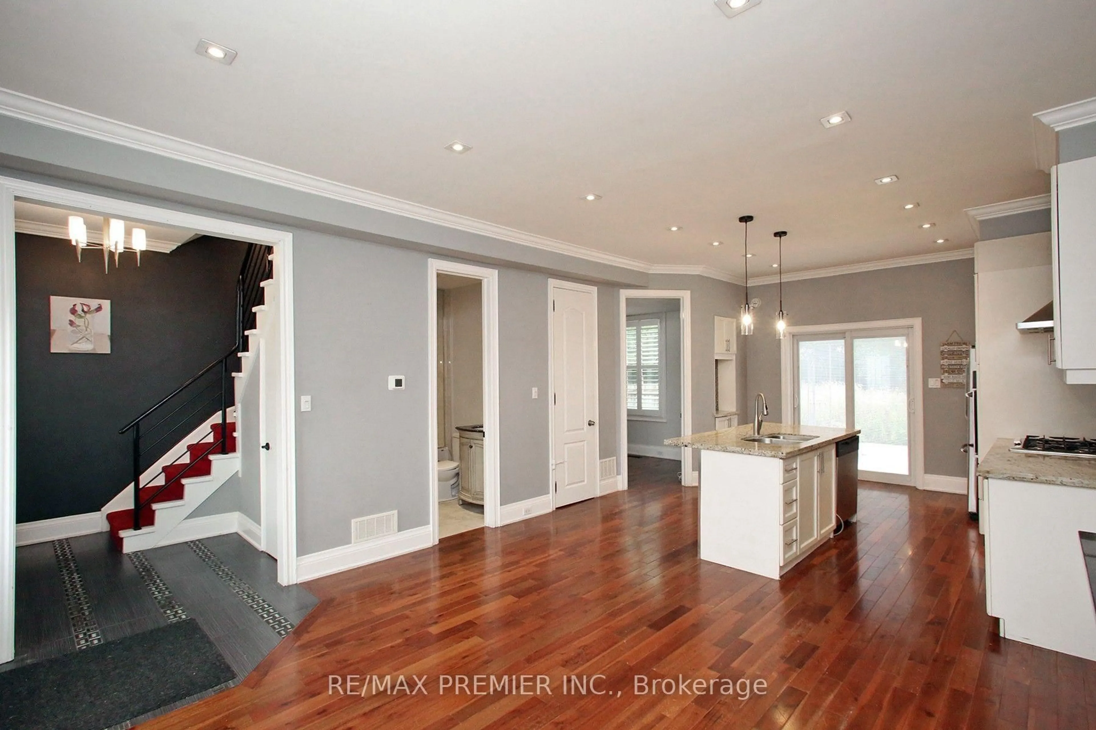 Open concept kitchen, unknown for 226 Ritson Rd, Oshawa Ontario L1H 5H7