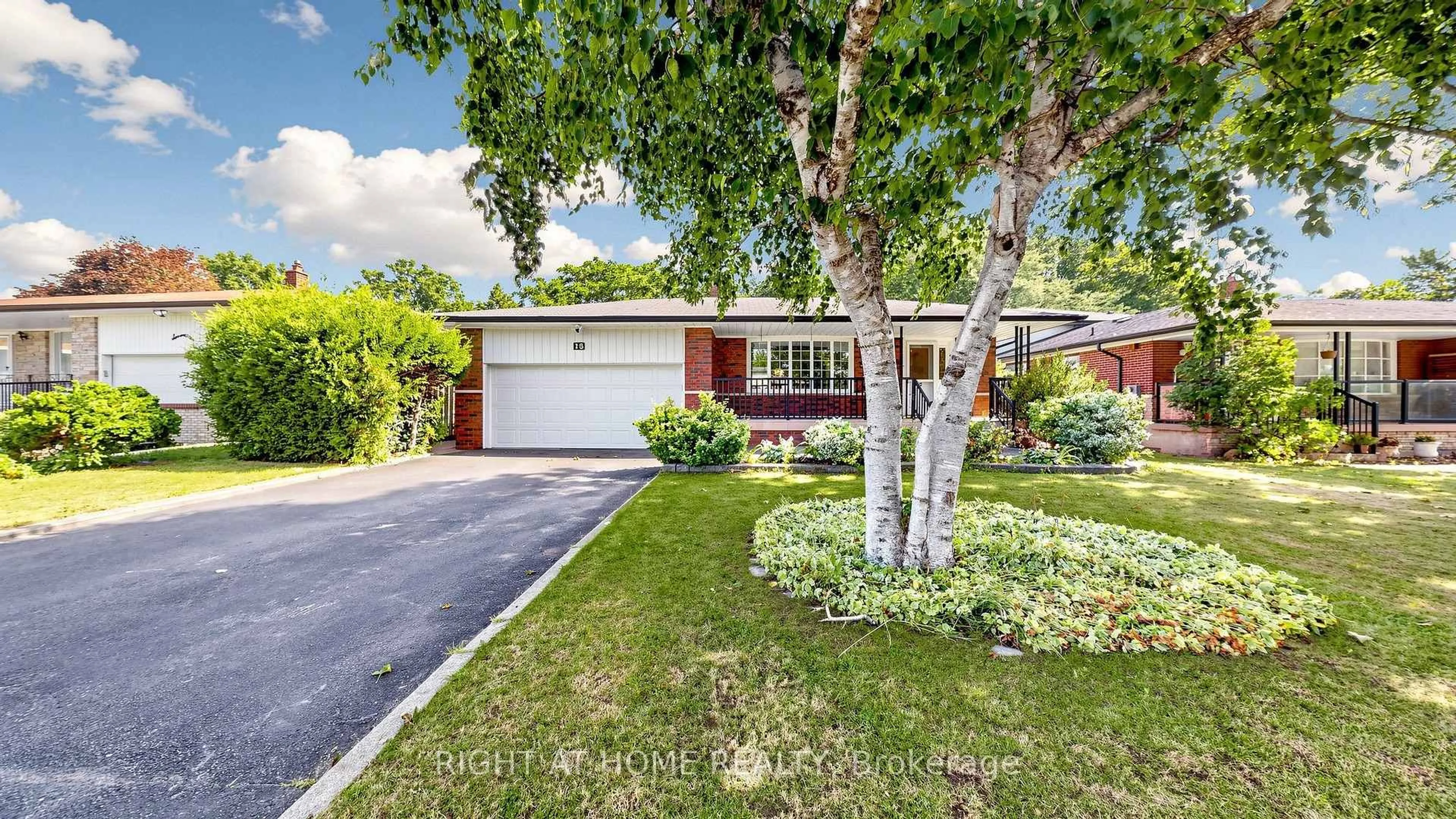 Home with brick exterior material, street for 15 Skyridge Rd, Toronto Ontario M1E 4N7