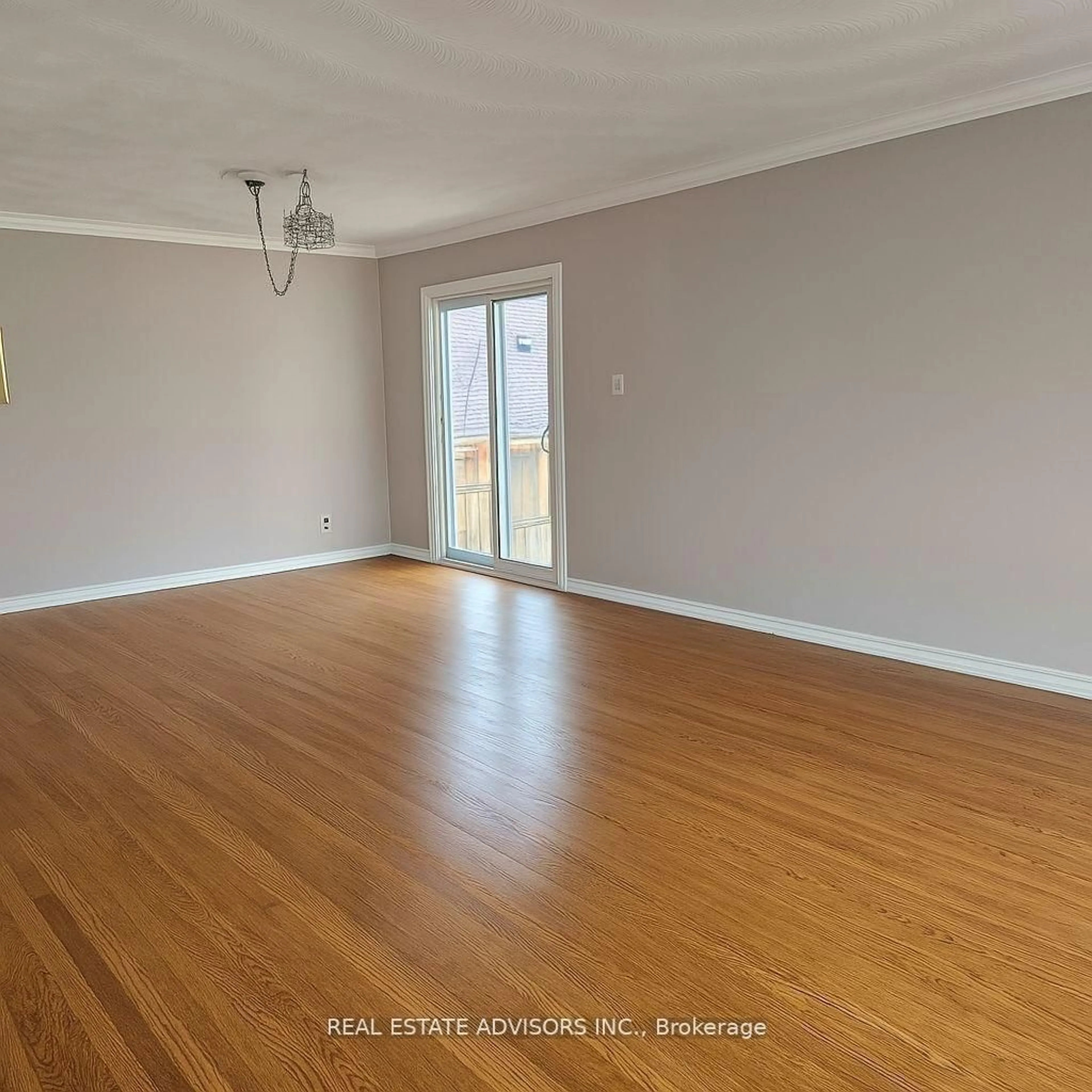 A pic of a room for 87 Euclid Ave, Toronto Ontario M1C 1J8