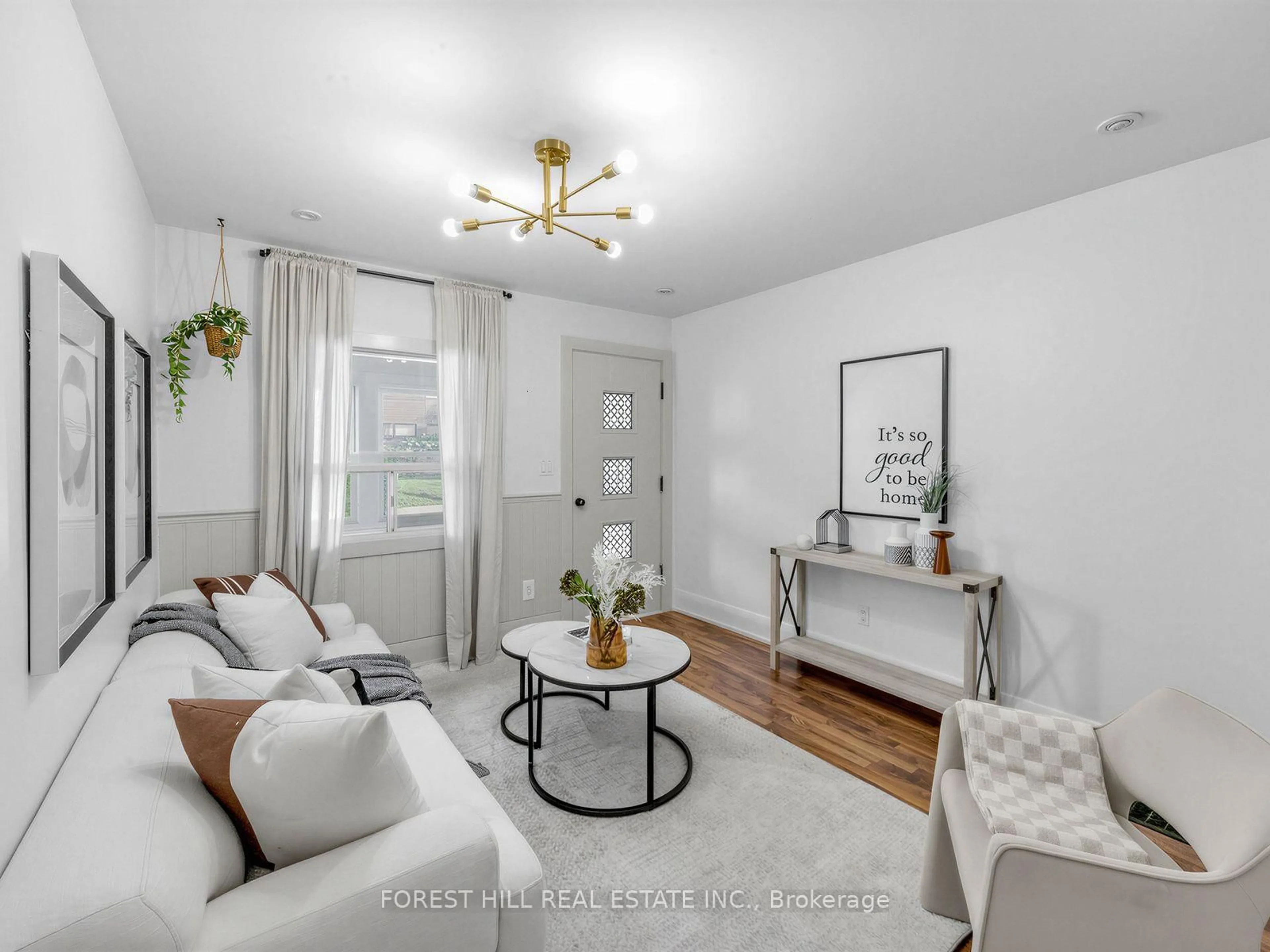 Living room with furniture, unknown for 2375 Gerrard St, Toronto Ontario M4E 2E7
