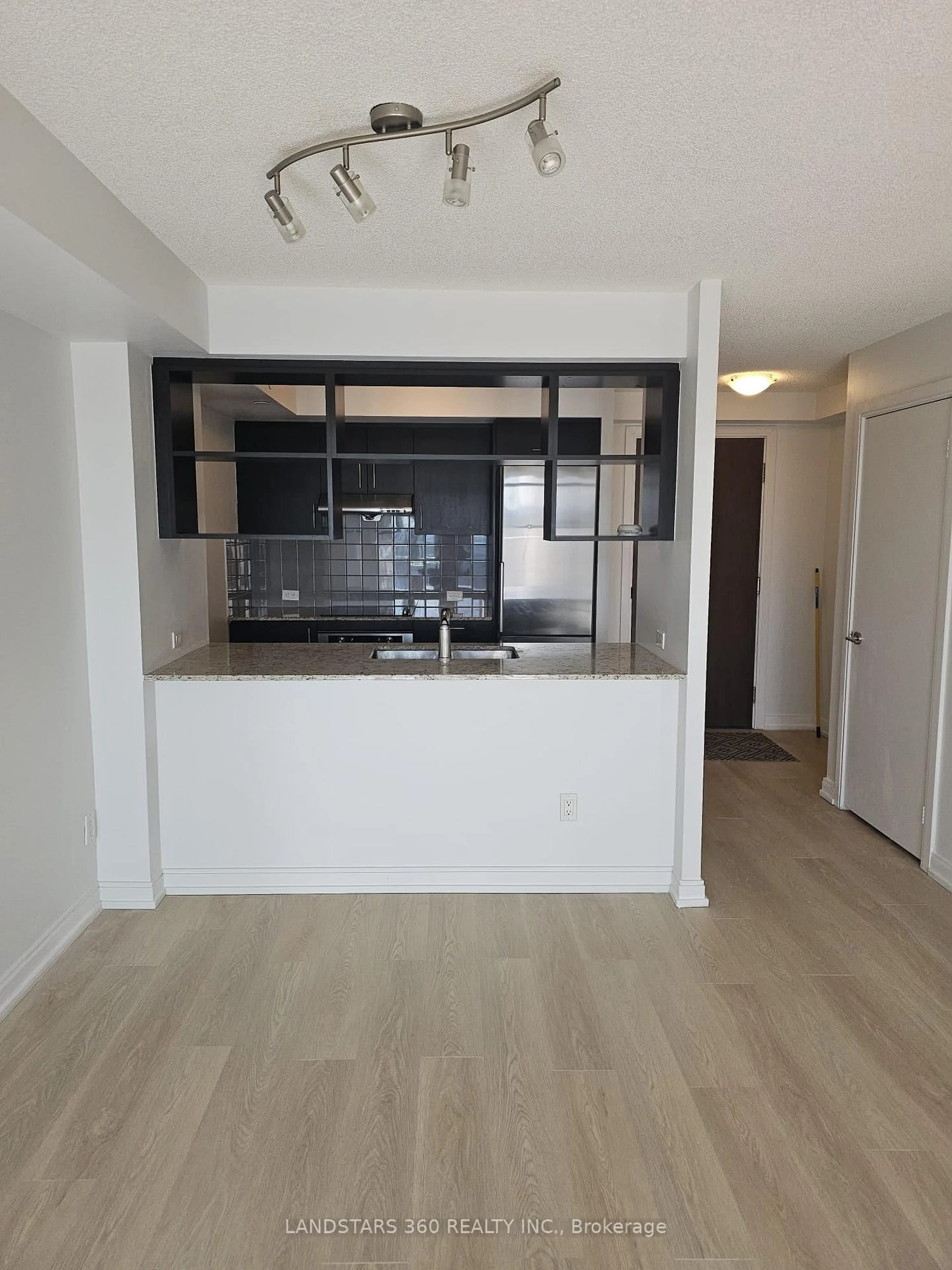 Unknown for 255 Village Green Sq #2206, Toronto Ontario M1S 0L3