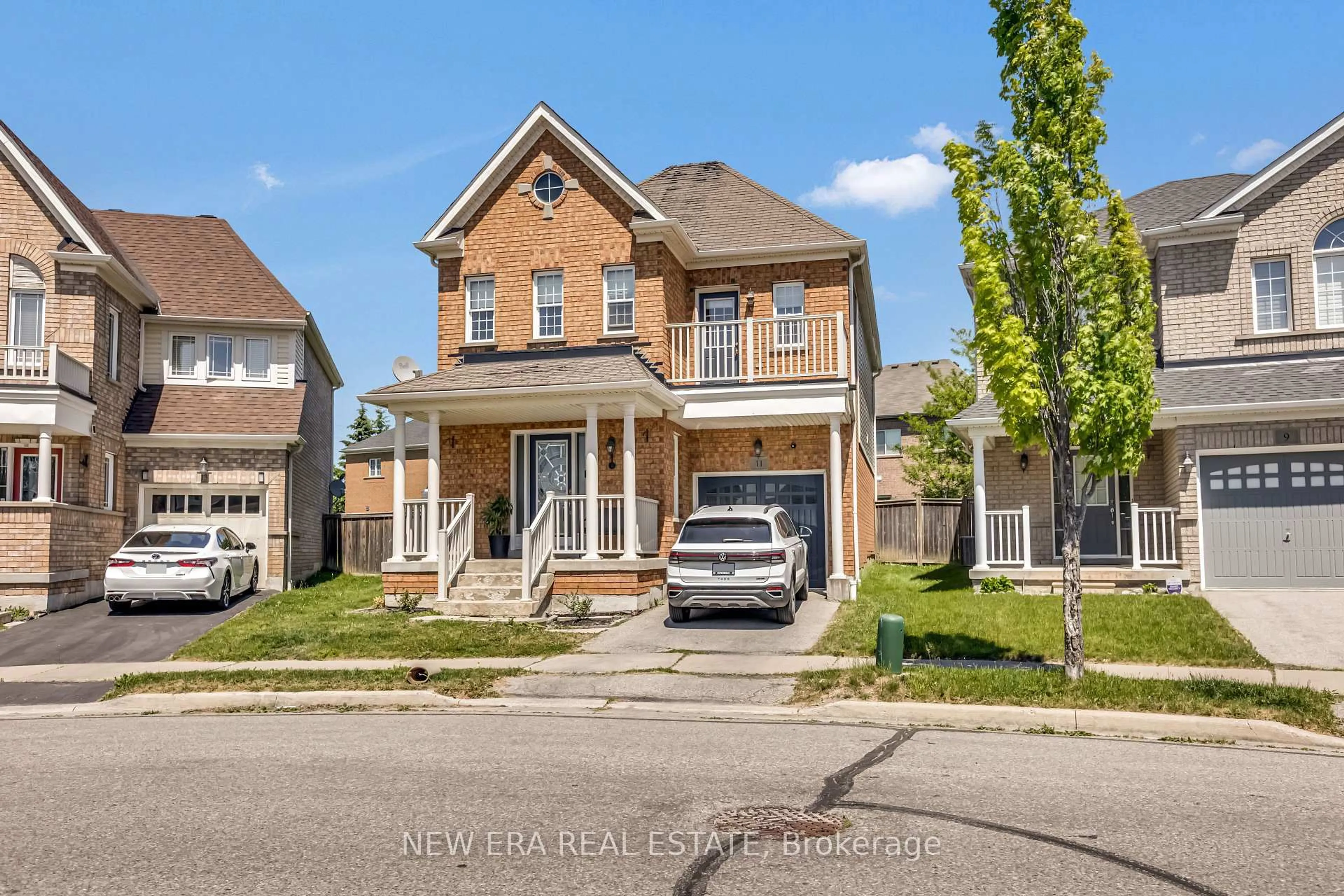 Home with brick exterior material, street for 11 Warnford Circ, Ajax Ontario L1T 0J6