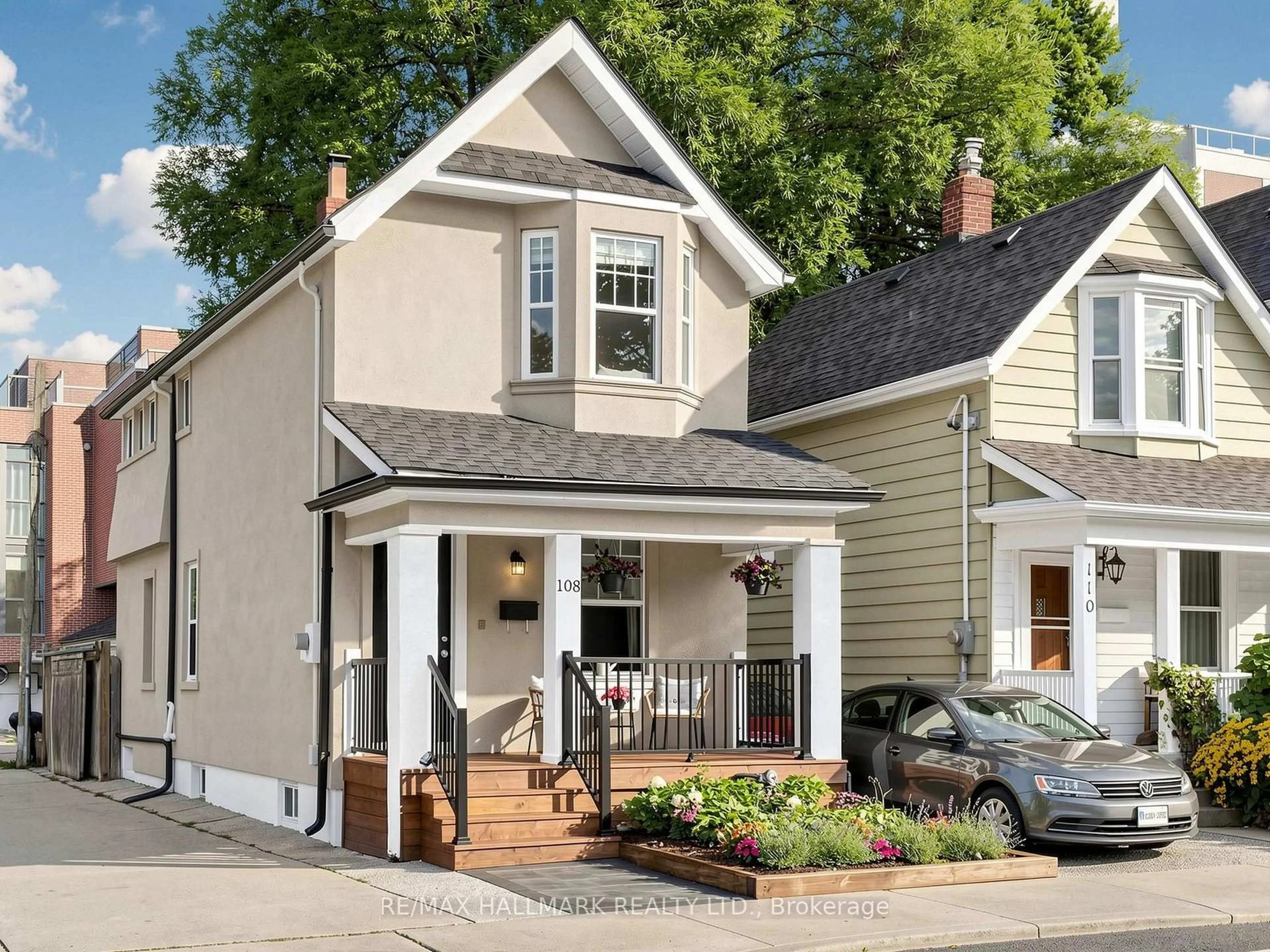 Home with vinyl exterior material, street for 108 Knox Ave, Toronto Ontario M4L 2P2