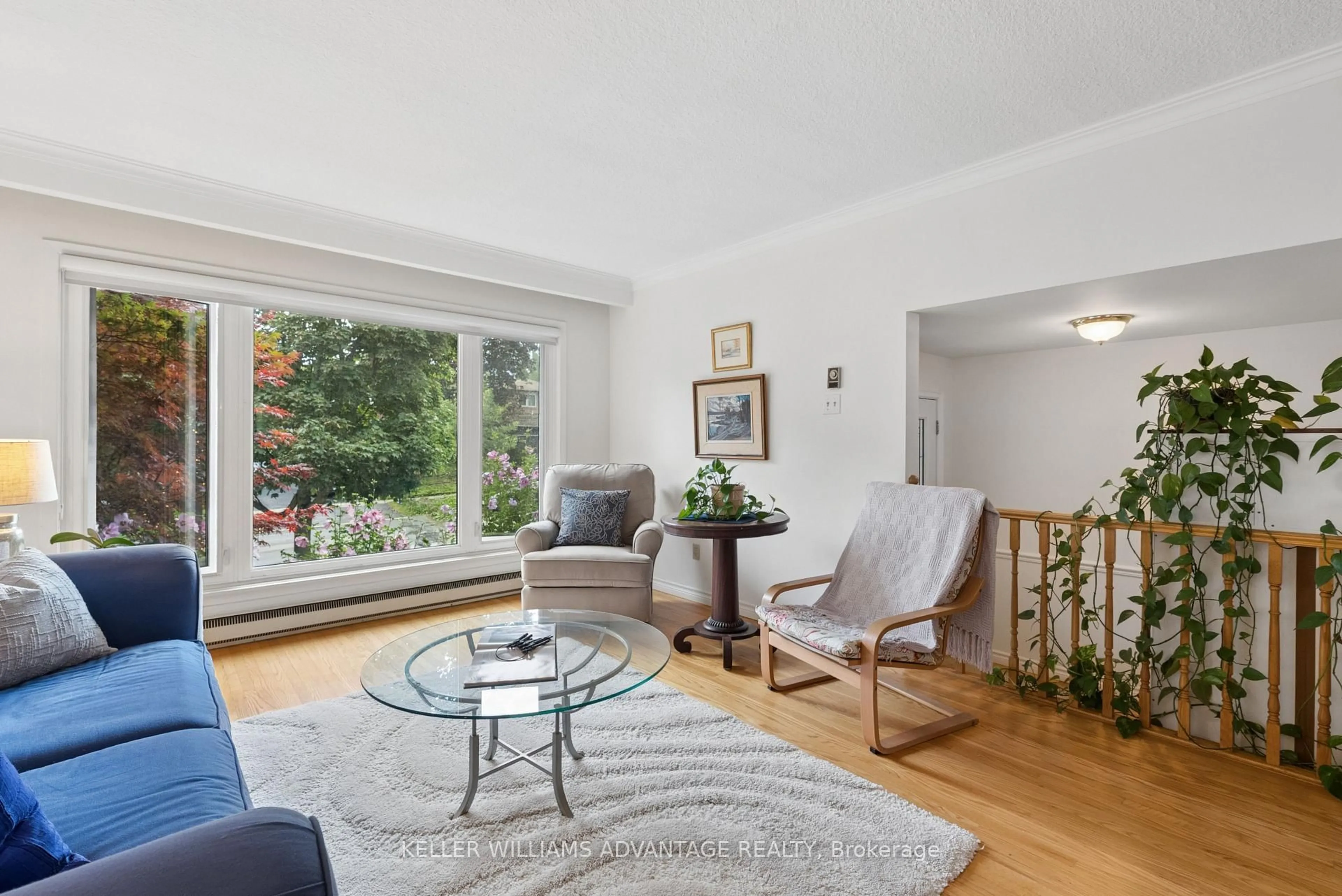 Living room with furniture, unknown for 128 Holmcrest Tr, Toronto Ontario M1C 1V5