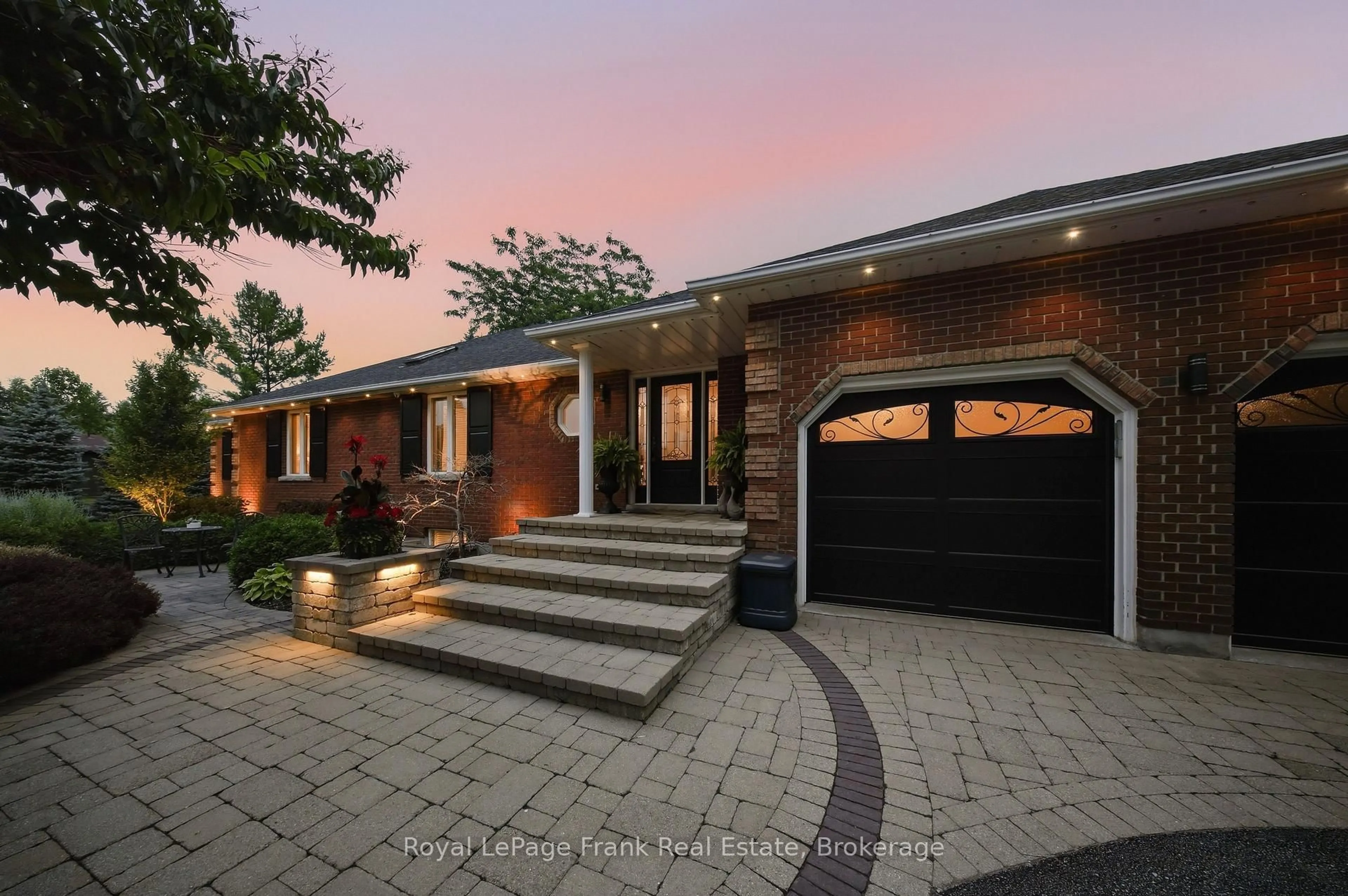 Home with brick exterior material, street for 5 Craig Crt, Clarington Ontario L1C 4H6