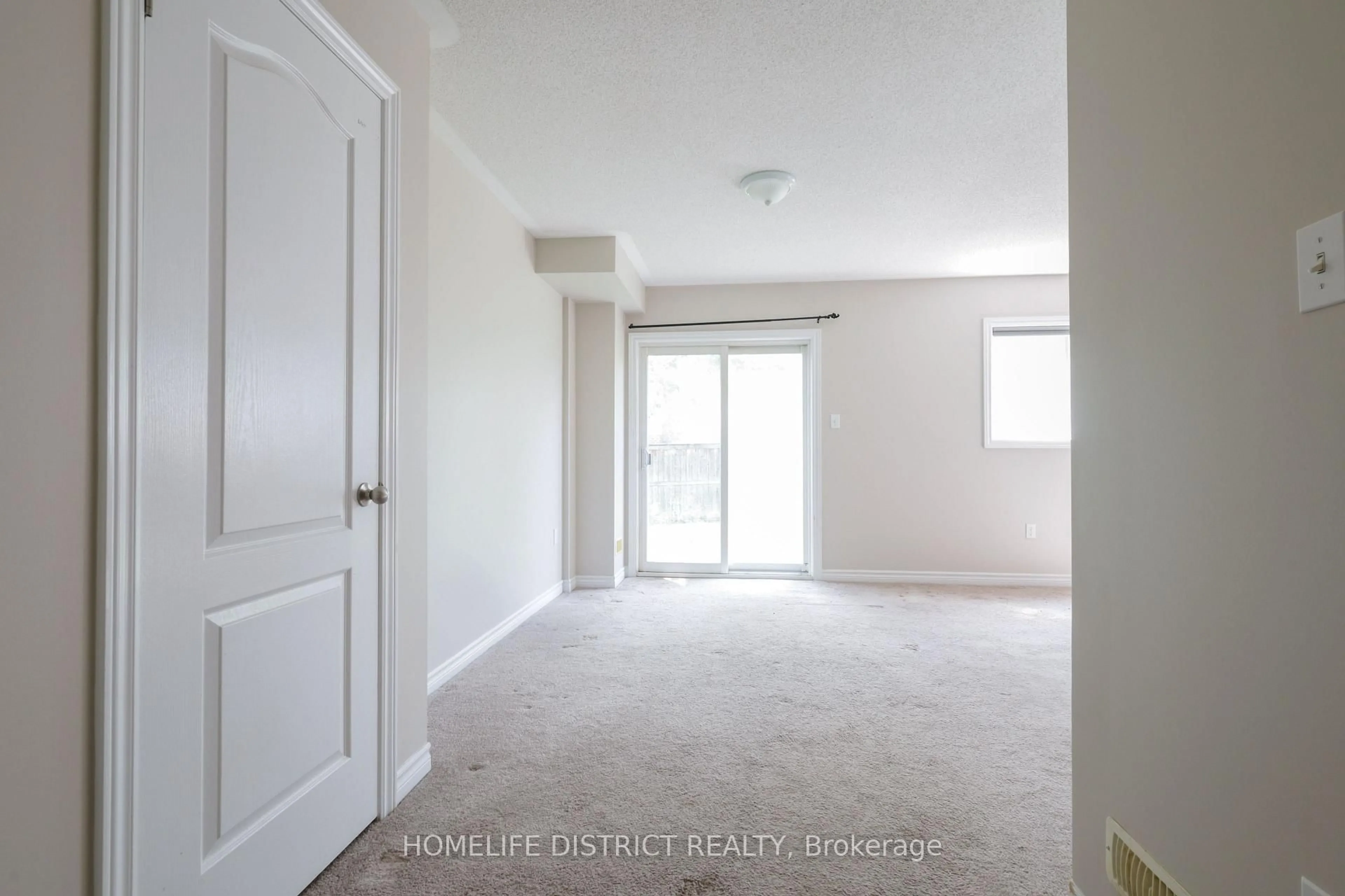 A pic of a room for 14 Katerson Lane, Clarington Ontario L1E 0E9