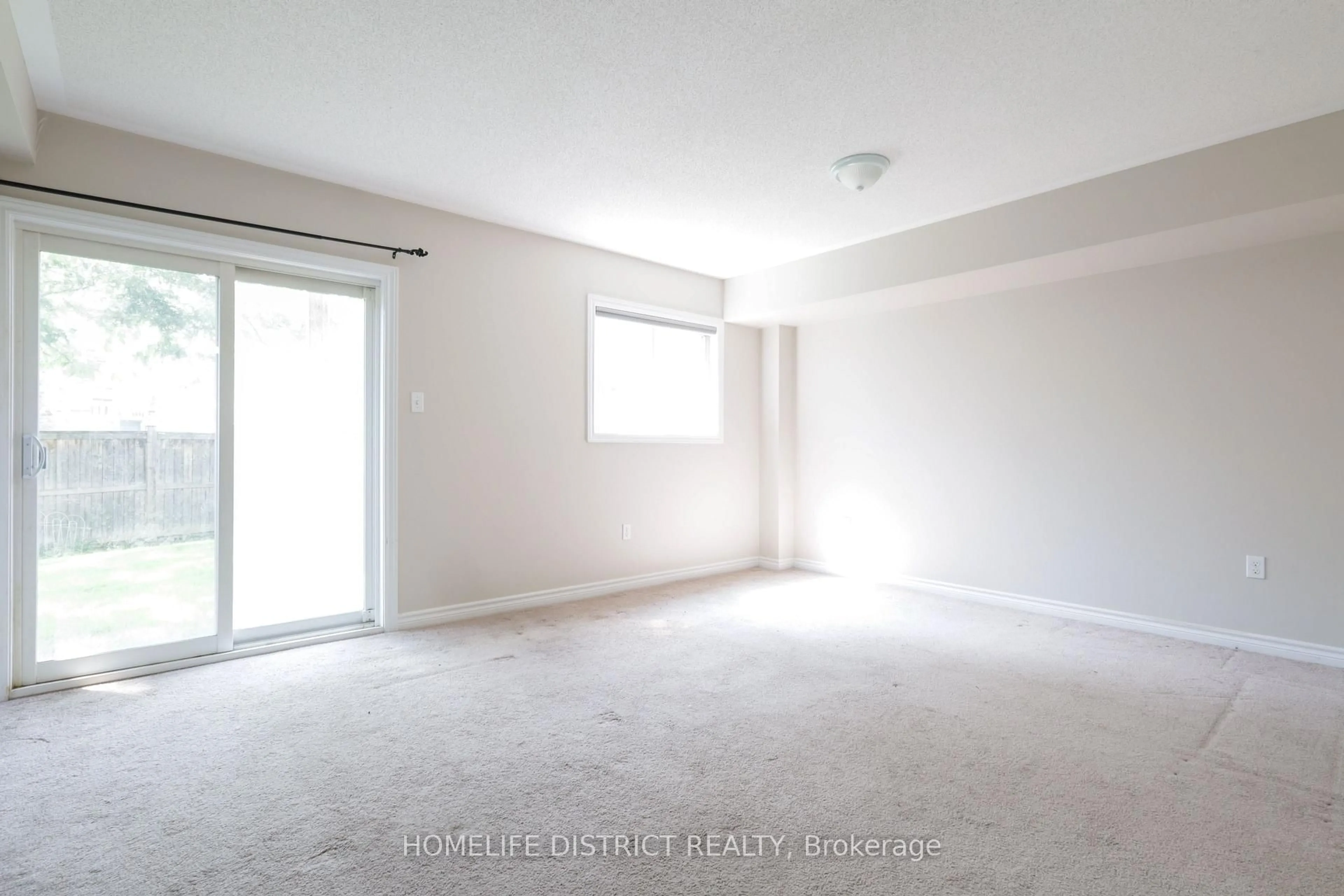 A pic of a room for 14 Katerson Lane, Clarington Ontario L1E 0E9