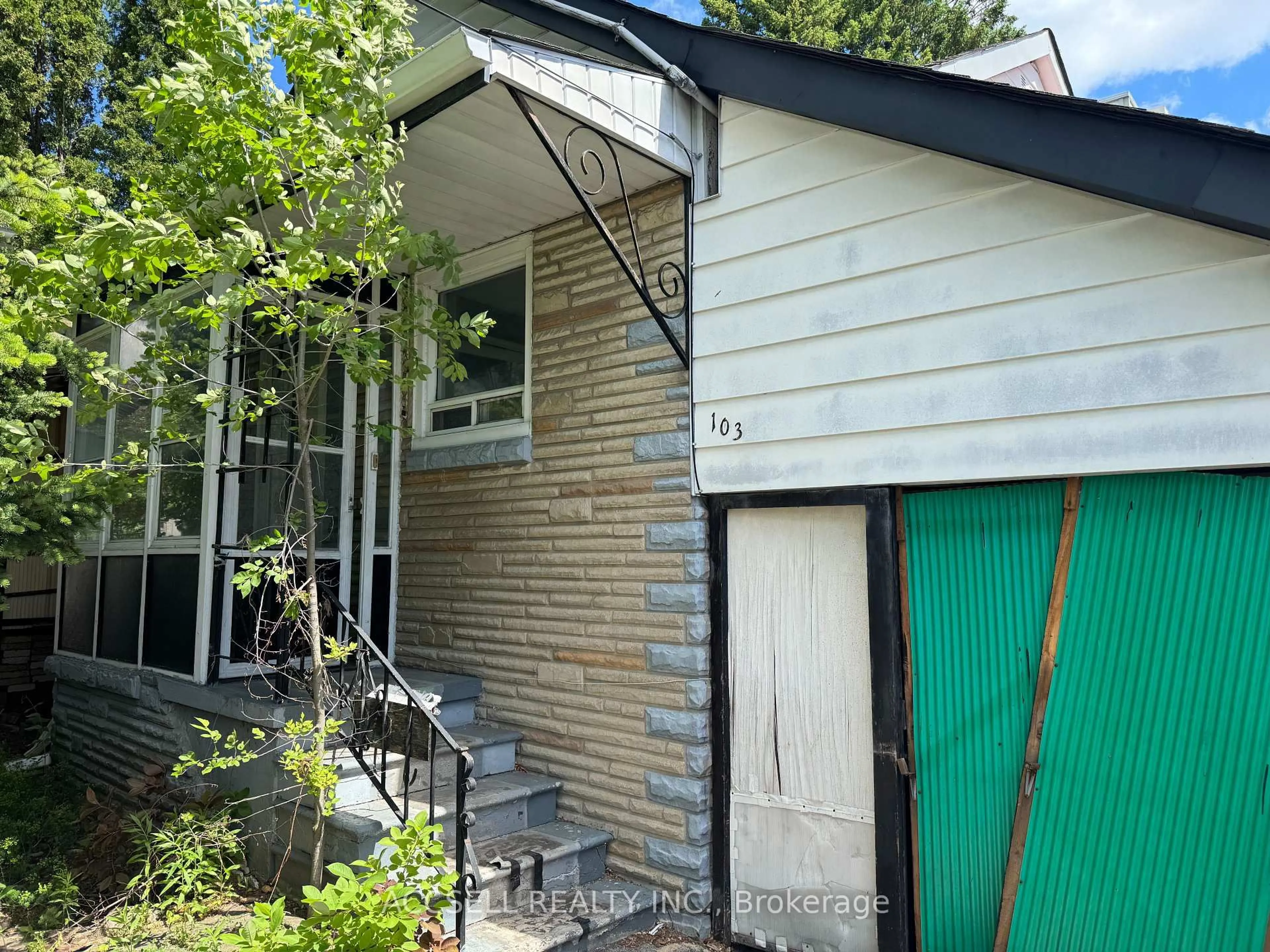Unknown for 103 Donside Dr, Toronto Ontario M1L 1P9