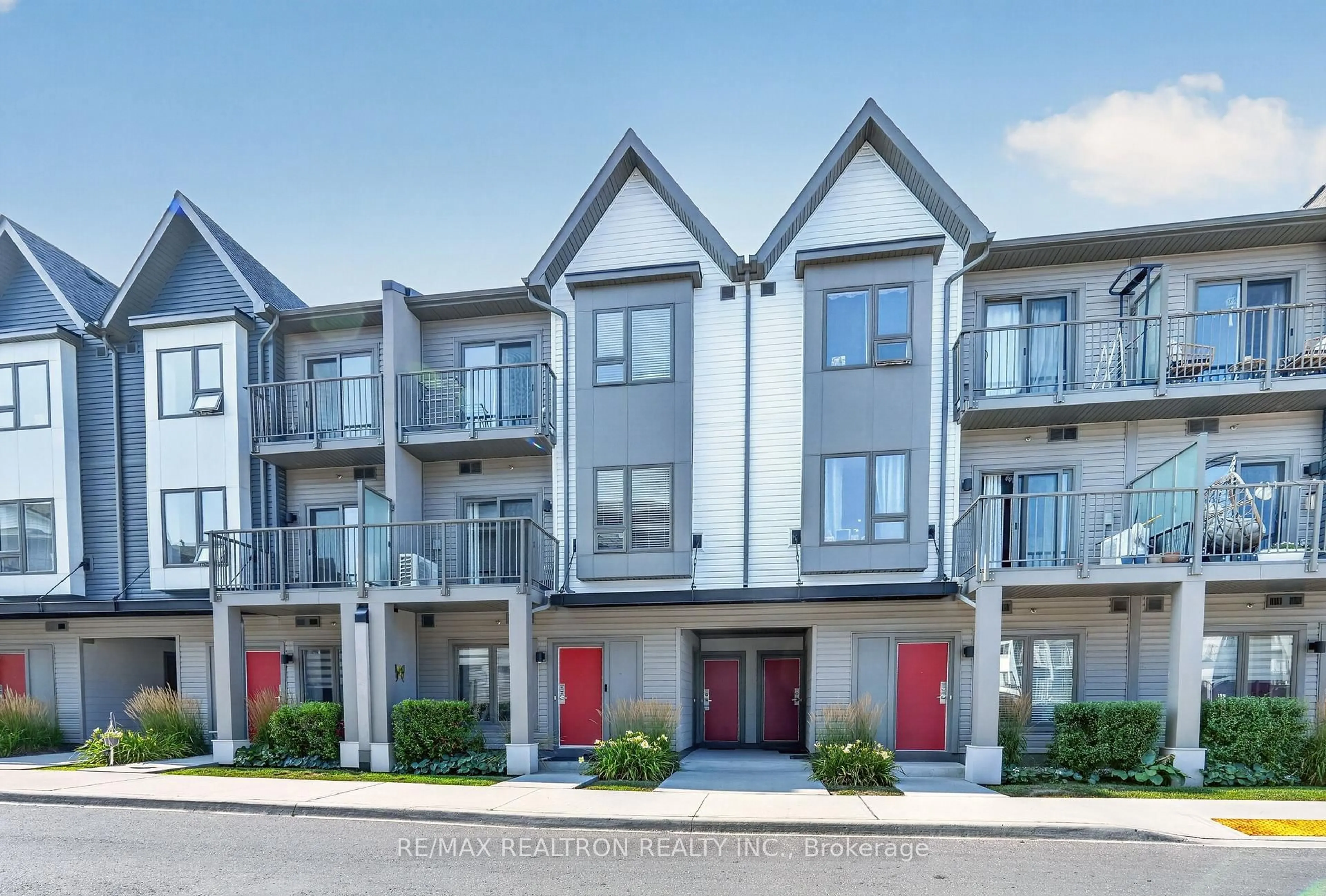 Unknown for 2635 William Jackson Dr #1010, Pickering Ontario L1X 0L2