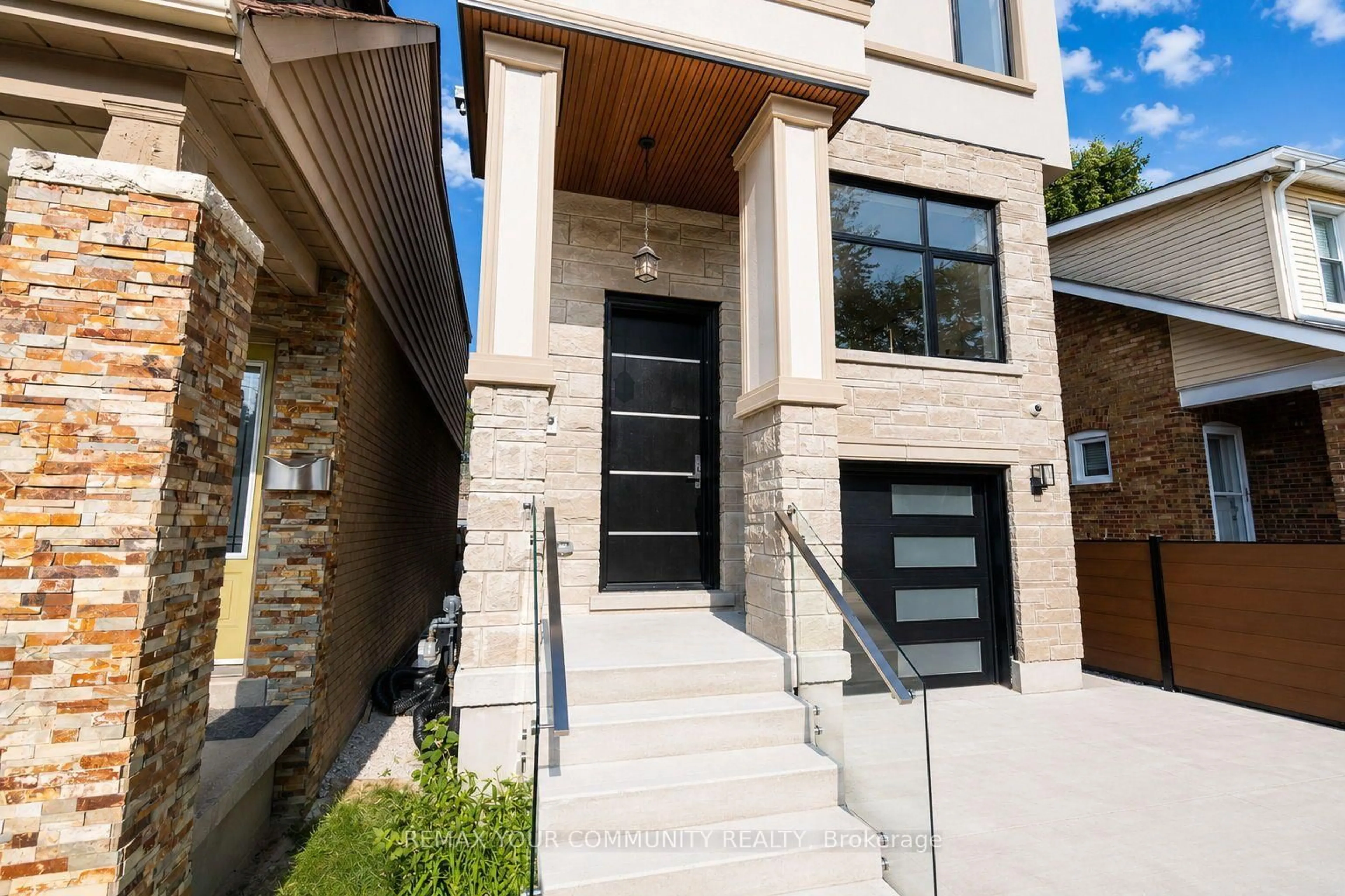 Home with brick exterior material, street for 49 Wayland Ave, Toronto Ontario M4E 3C8