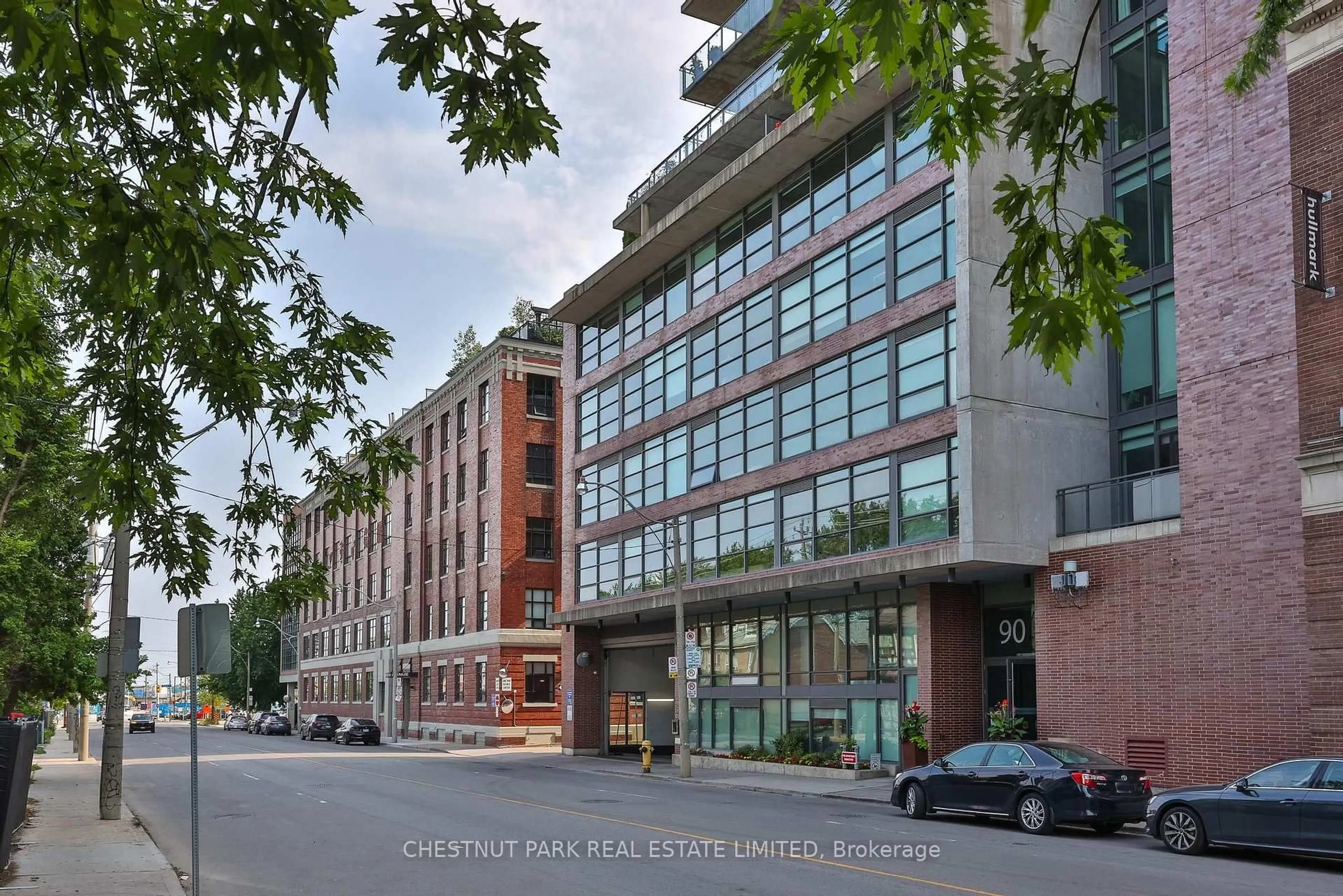 Indoor foyer for 90 Broadview Ave #901, Toronto Ontario M4M 0A7