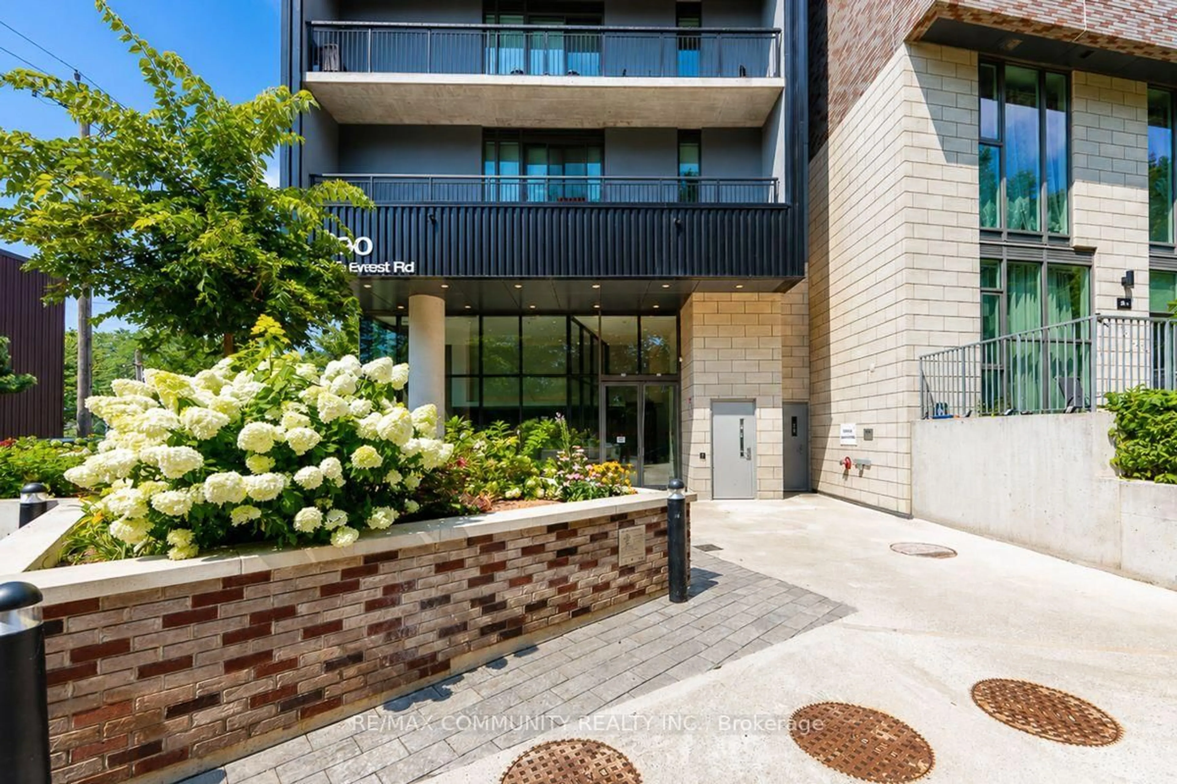 Unknown for 90 Glen Everest Rd #320, Toronto Ontario M1N 0C3