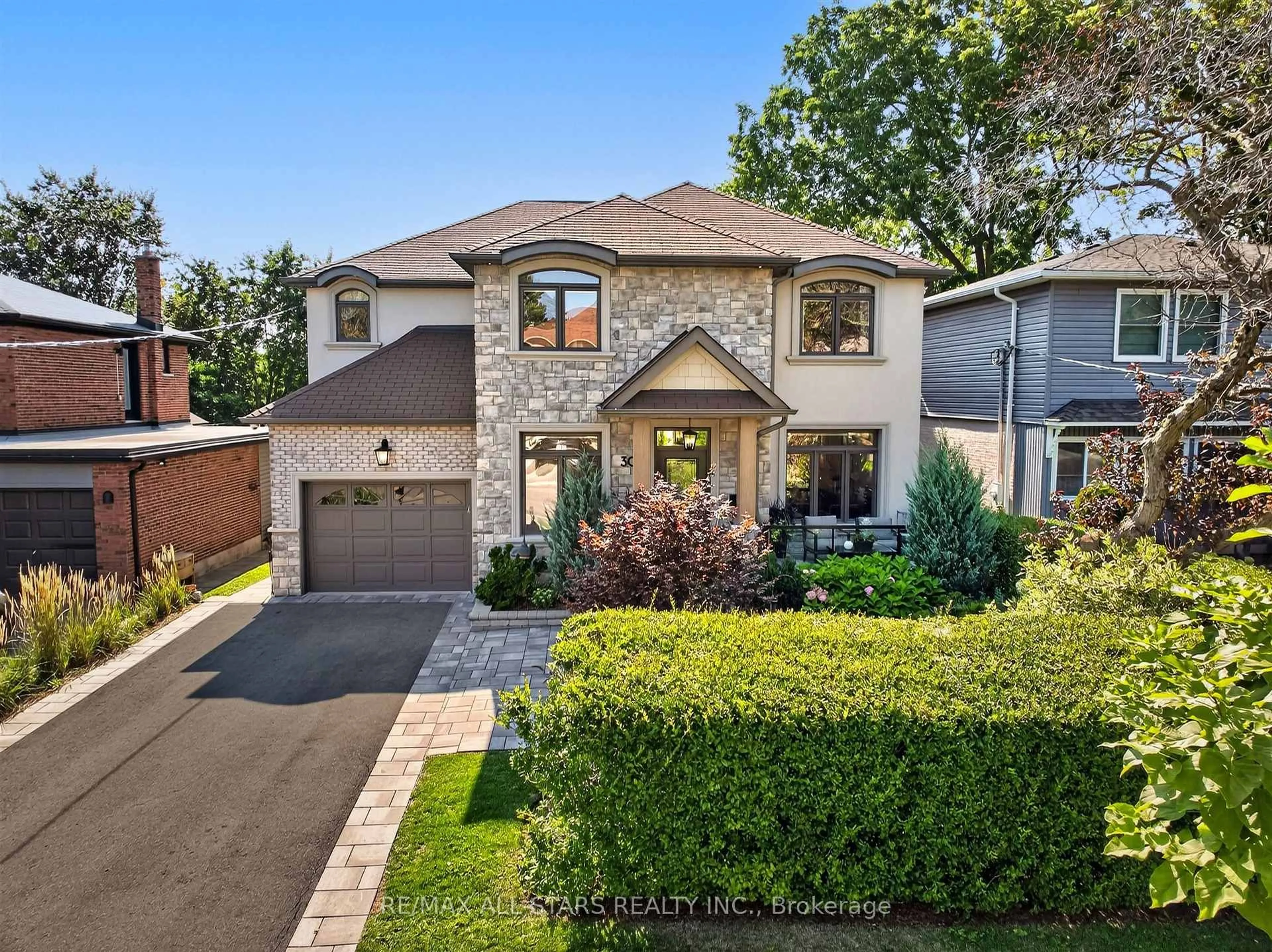 Home with brick exterior material, street for 30 St Quentin Ave, Toronto Ontario M1M 2M8