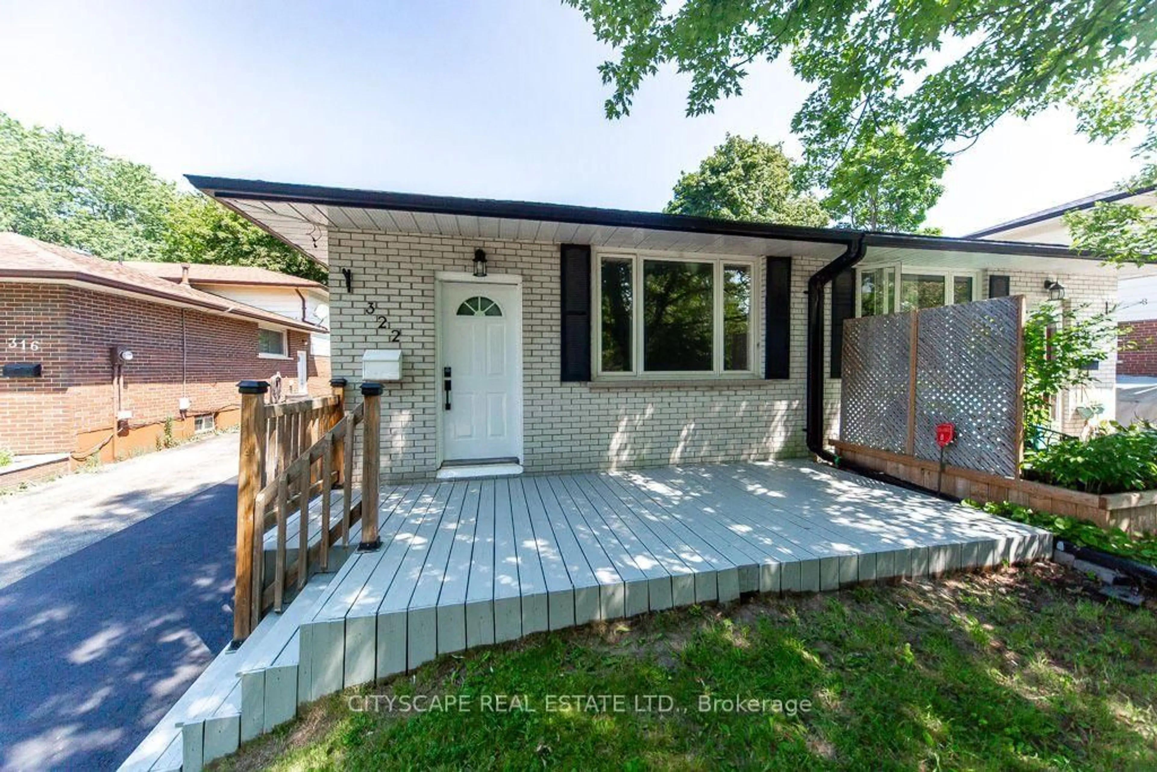 Unknown for 322 Fernwood Ave, Oshawa Ontario L1G 2H7