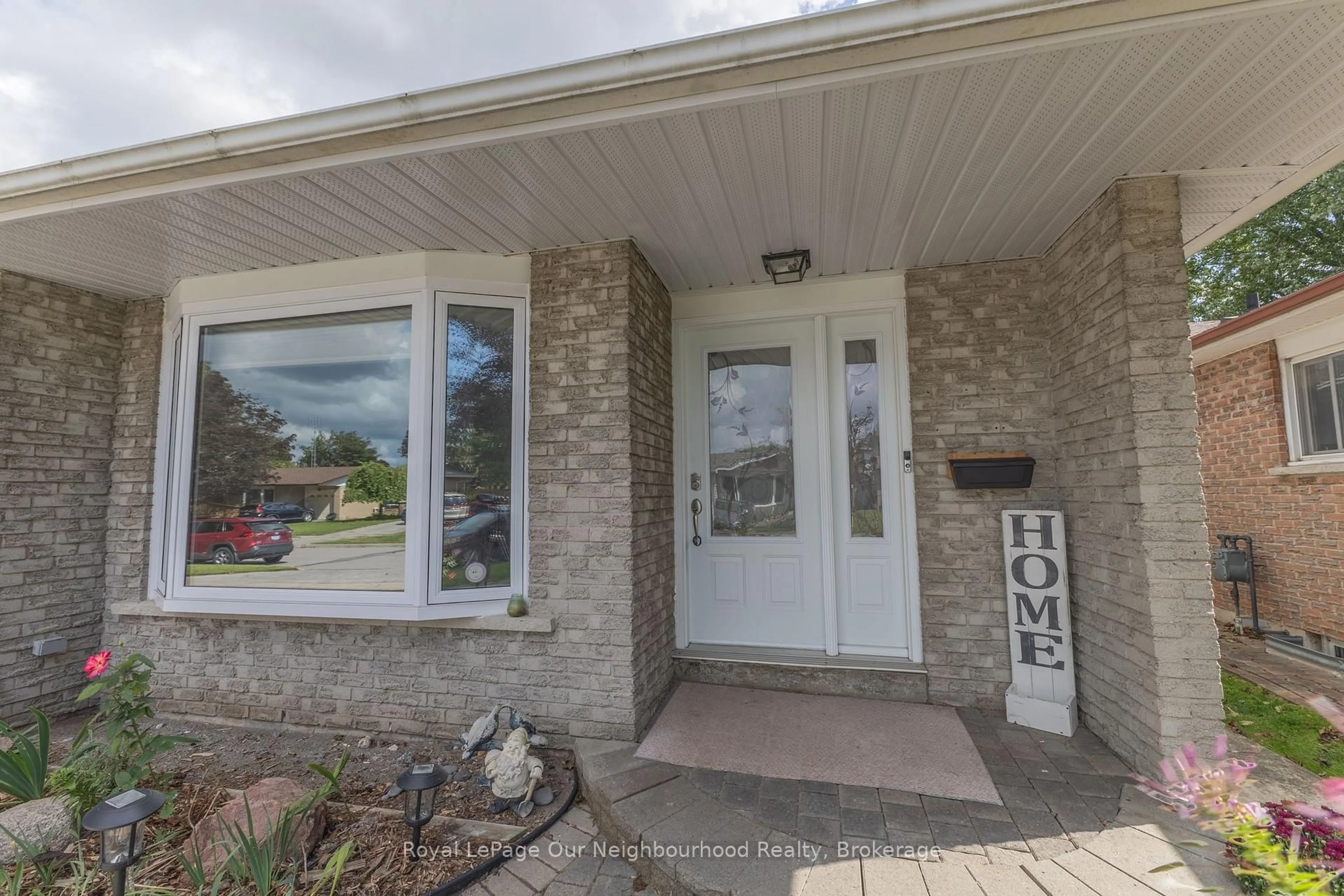 Unknown for 26 Ashdale Cres, Clarington Ontario L1C 3M9