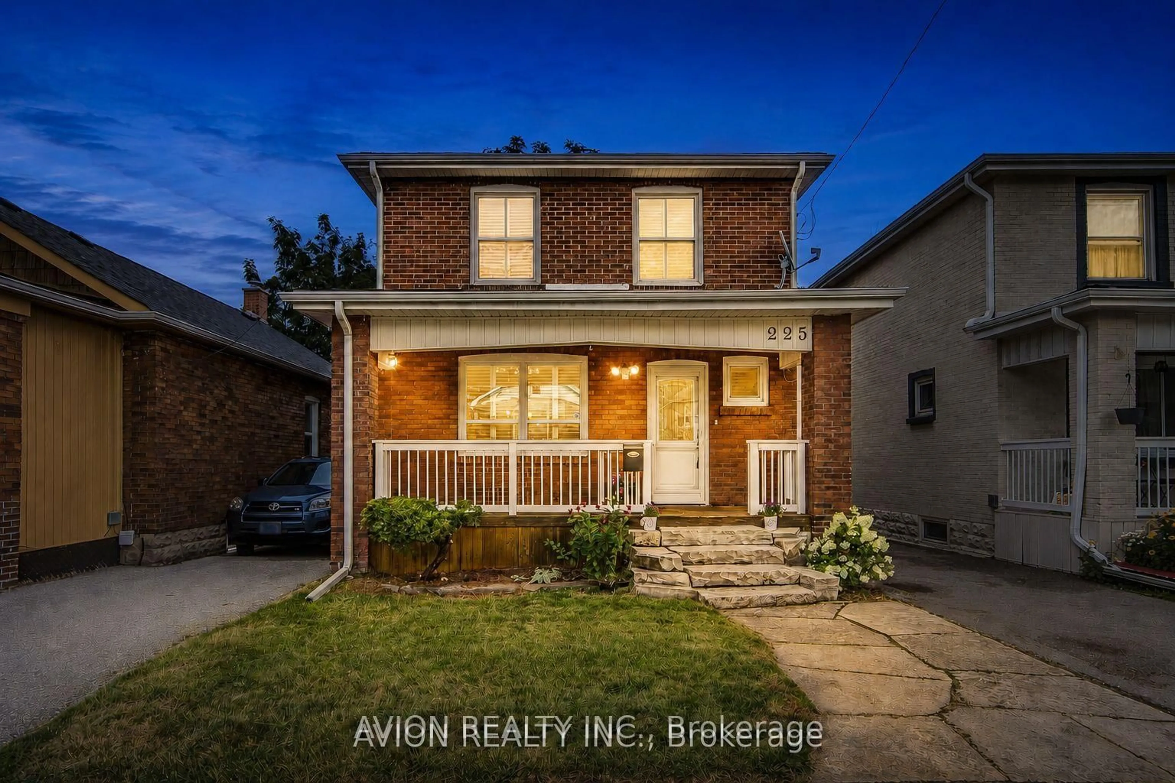 Home with brick exterior material, street for 225 Clarke St, Oshawa Ontario L1H 5G2