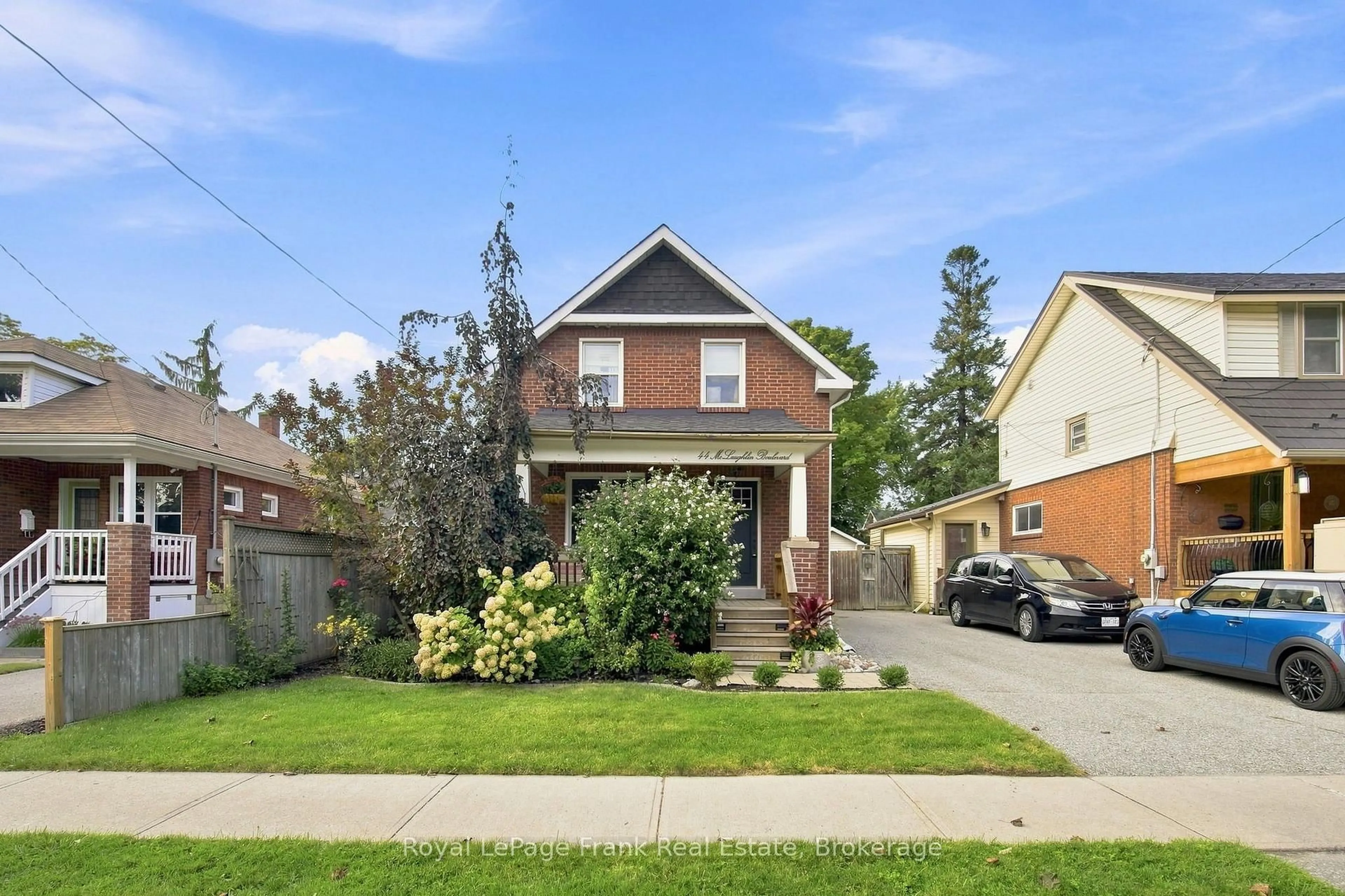 Home with brick exterior material, street for 44 Mclaughlin Blvd, Oshawa Ontario L1G 2N9