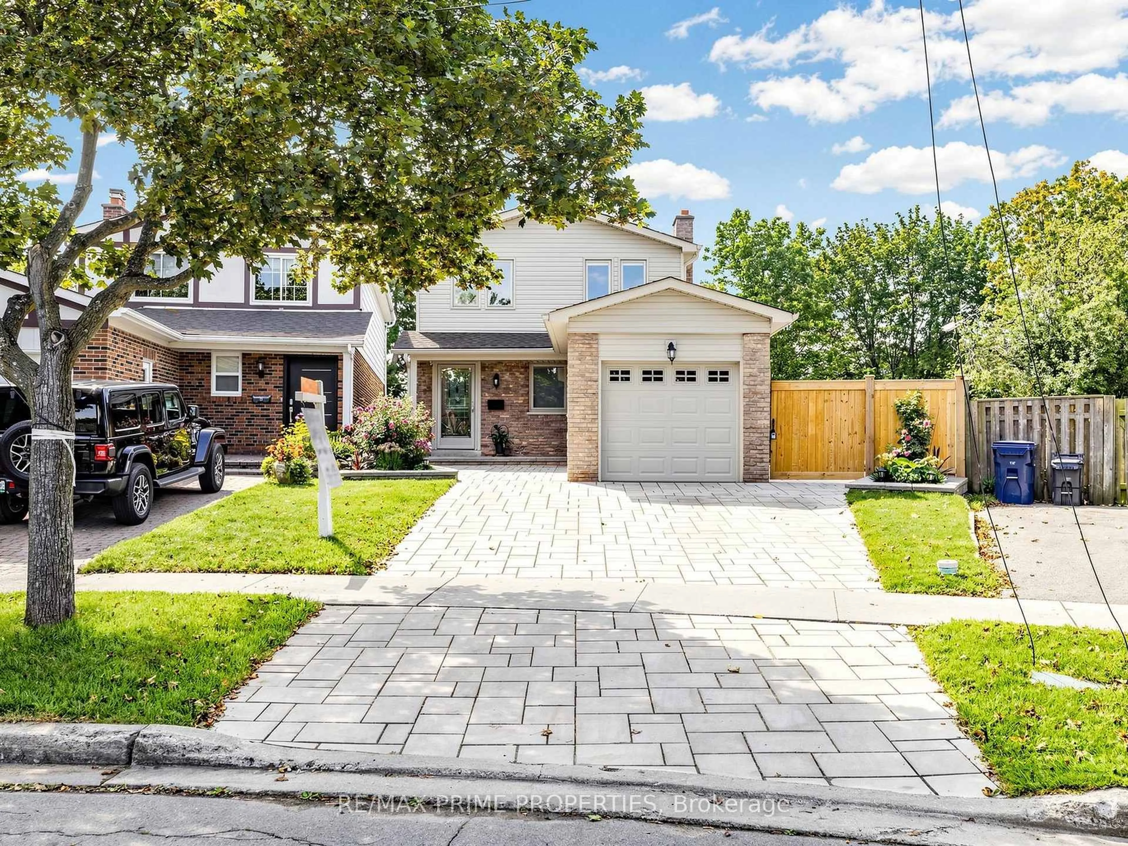 Home with brick exterior material, street for 19 Post Horn Grve, Toronto Ontario M1S 3N3
