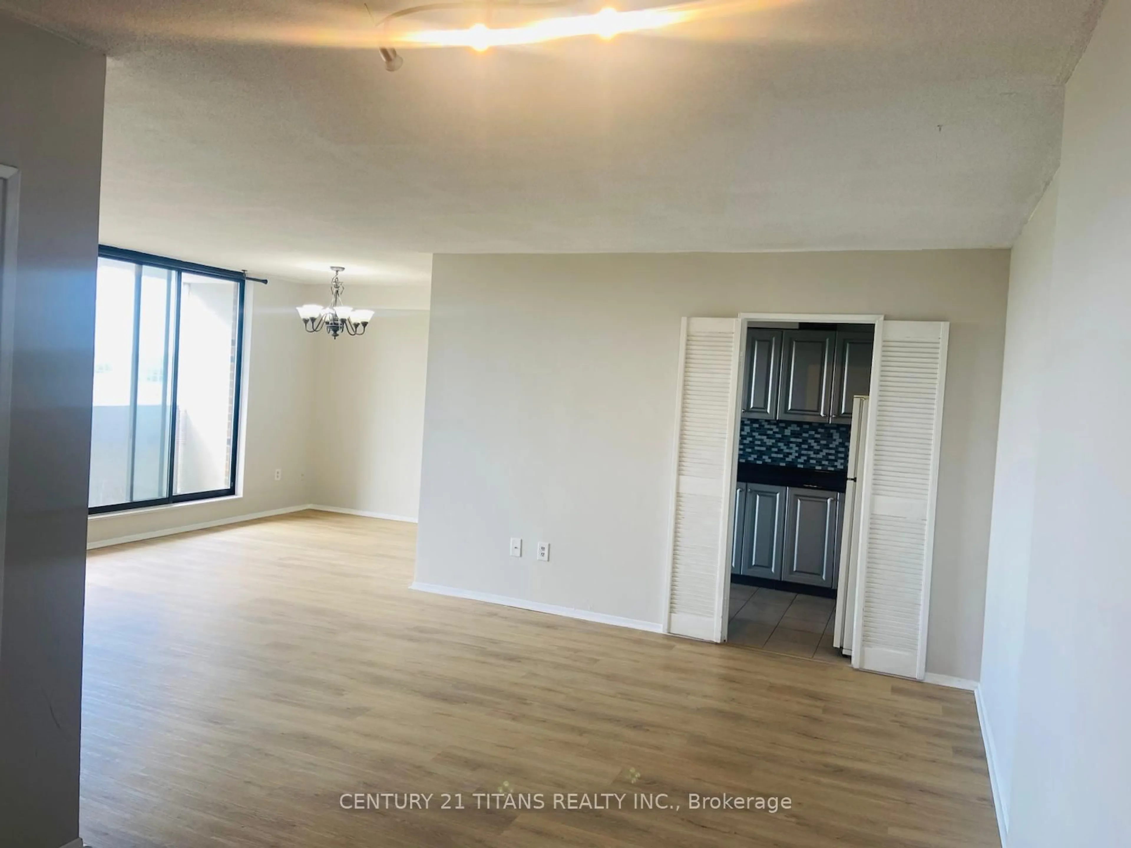 A pic of a room for 301 Prudential Dr #907, Toronto Ontario M1P 4V3