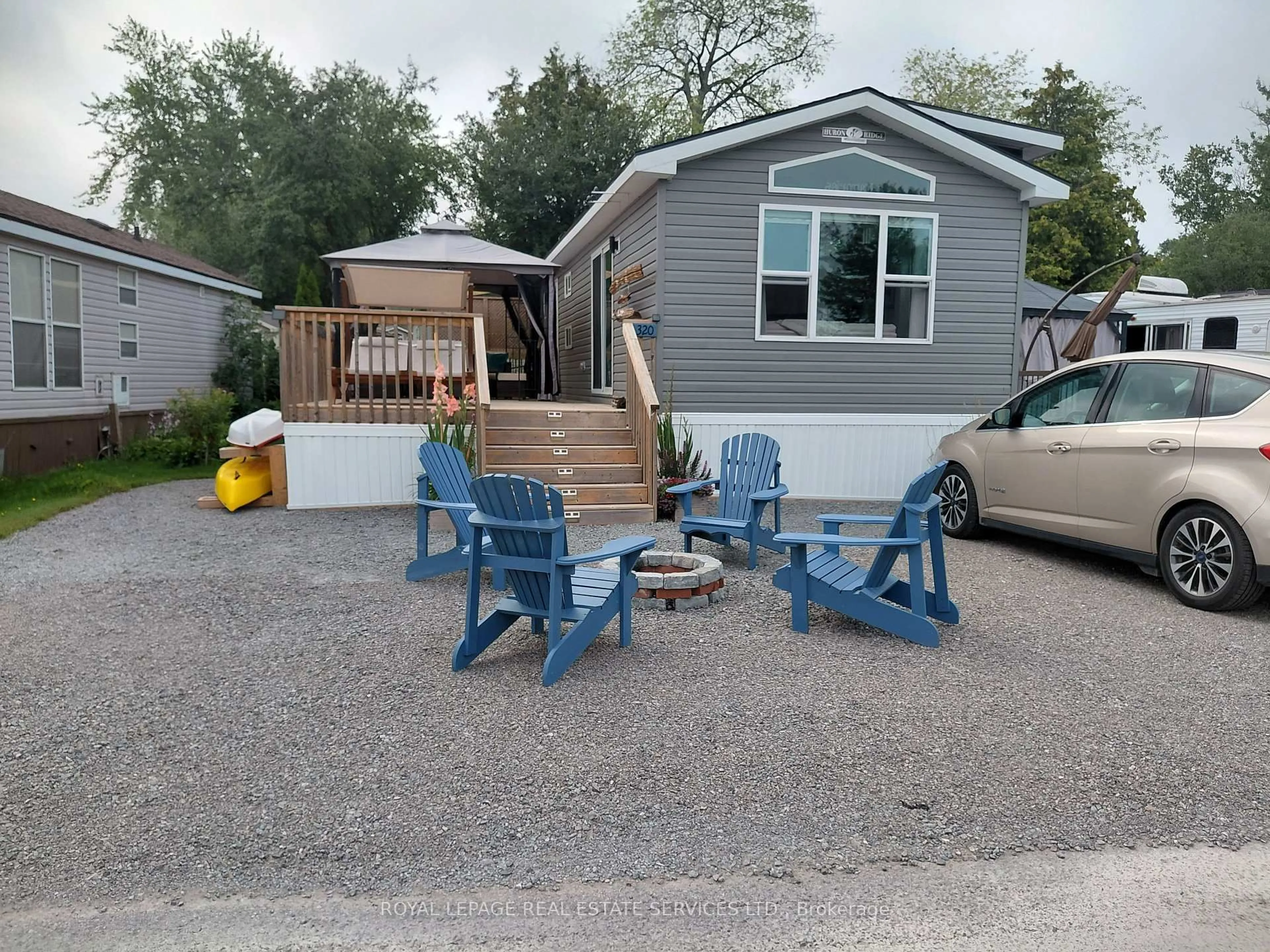 Patio, water/lake/river/ocean view for 225 Platten Blvd, Scugog Ontario L9L 1B4
