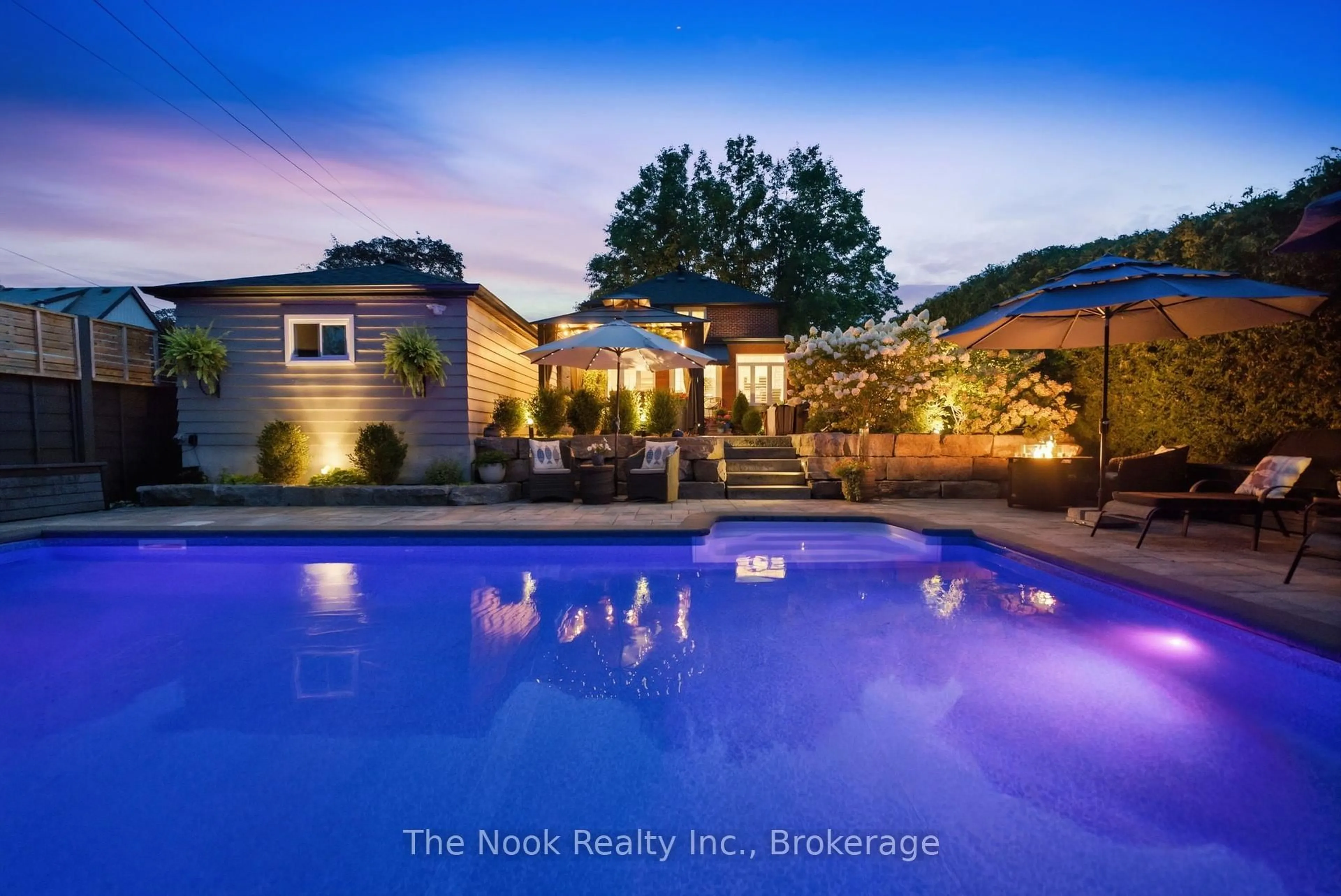 Pool for 863 Masson St, Oshawa Ontario L1G 5B1