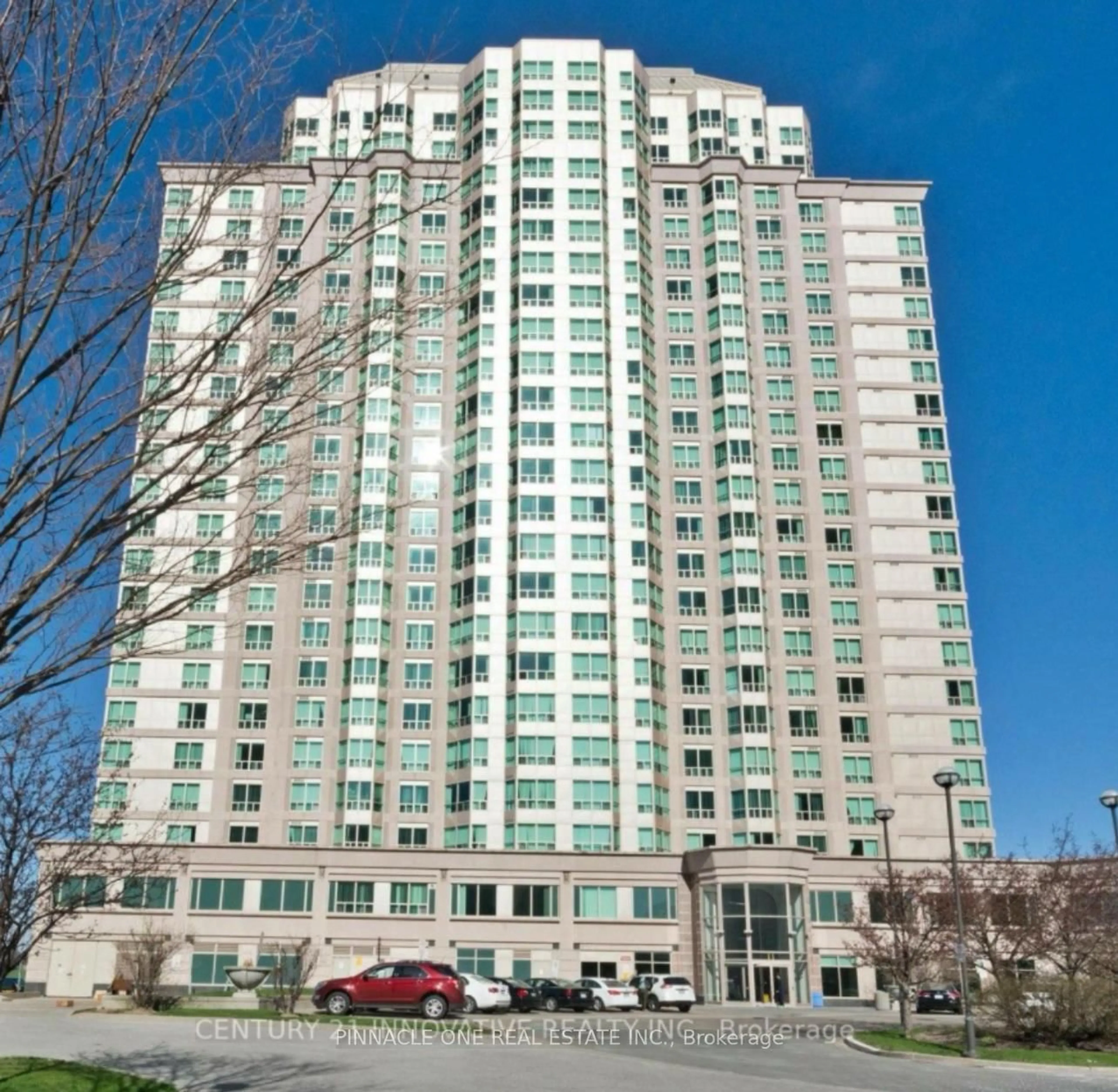 Home with vinyl exterior material, building for 11 Lee Centre Dr #Ph101, Toronto Ontario M1H 3J5