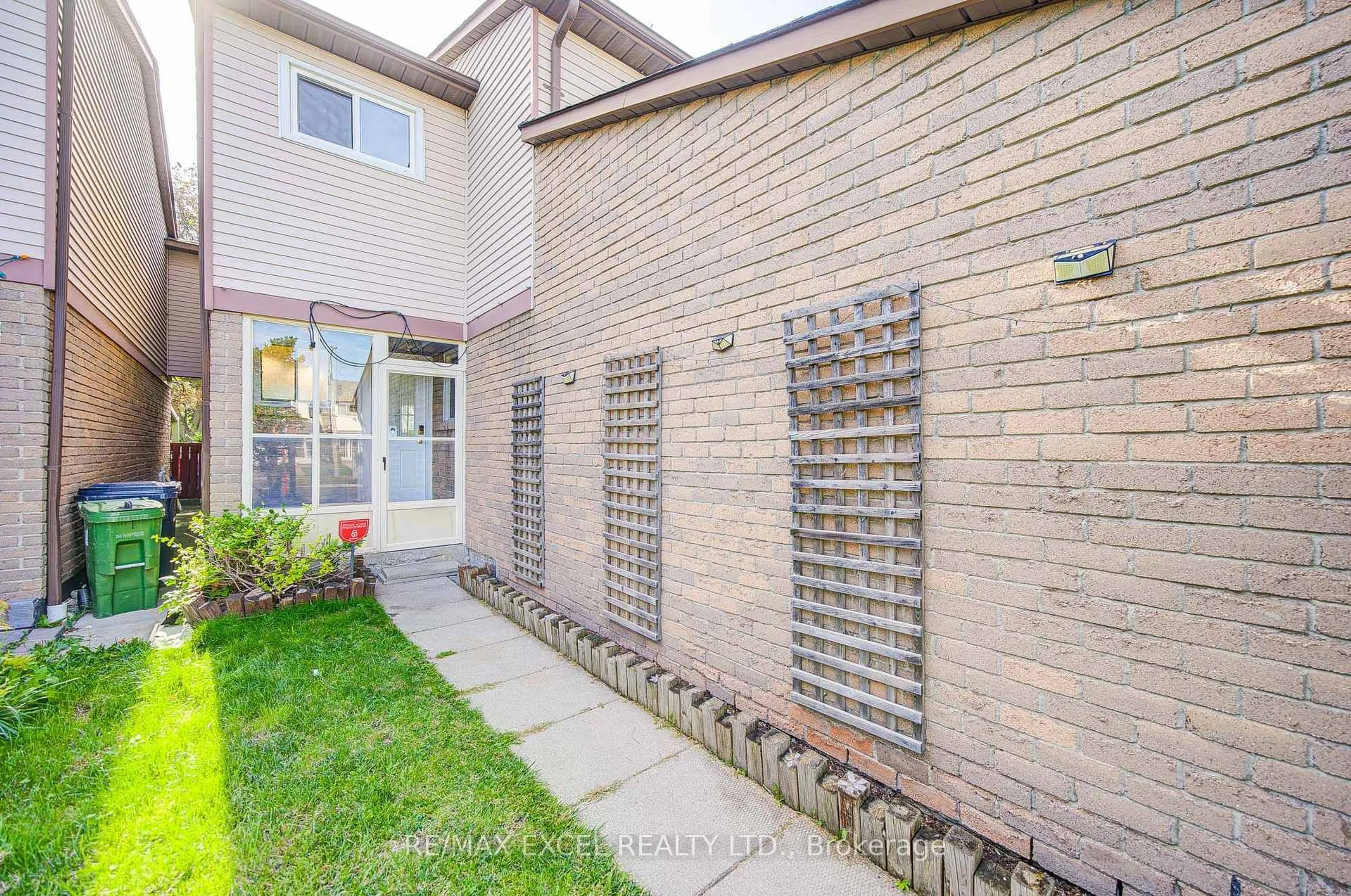 Home with brick exterior material, street for 142 Shady Hollow Dr, Toronto Ontario M1V 2L8