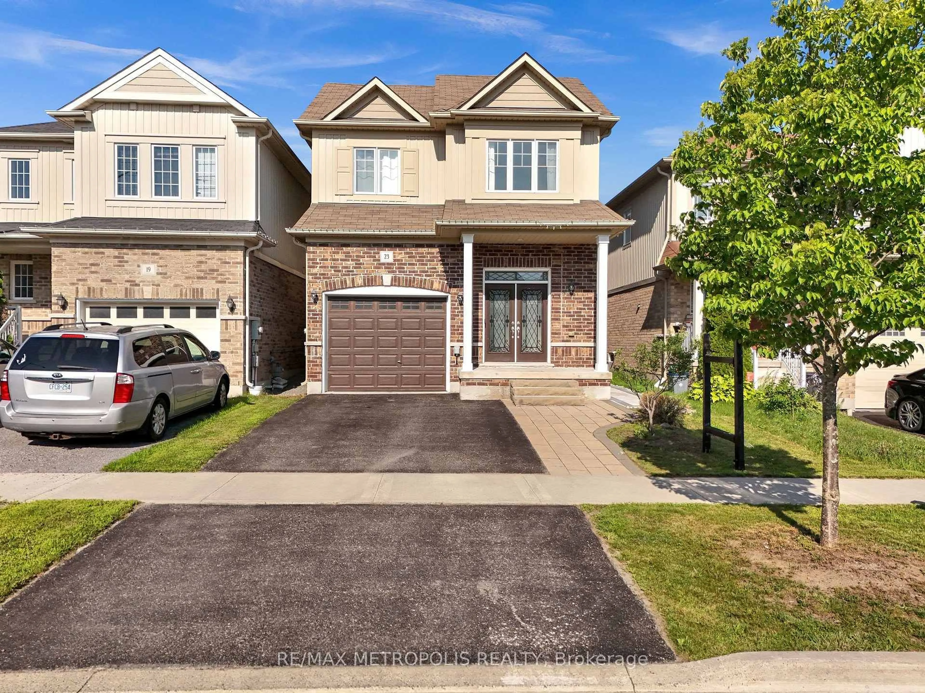Unknown for 23 Gordon Cowling St, Clarington Ontario L1E 0G7