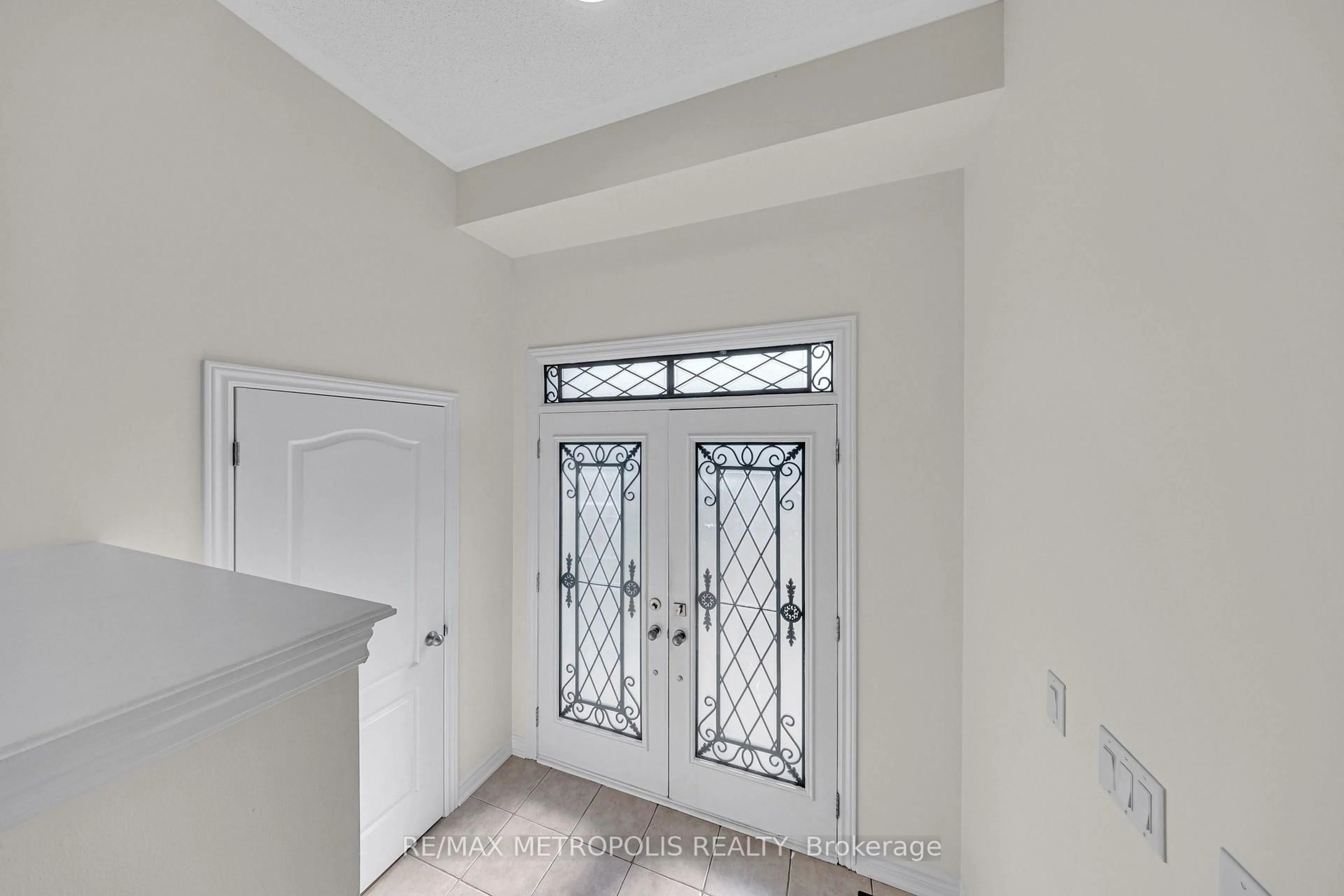 Unknown for 23 Gordon Cowling St, Clarington Ontario L1E 0G7