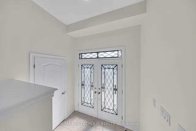 23 Gordon Cowling St, Clarington 2