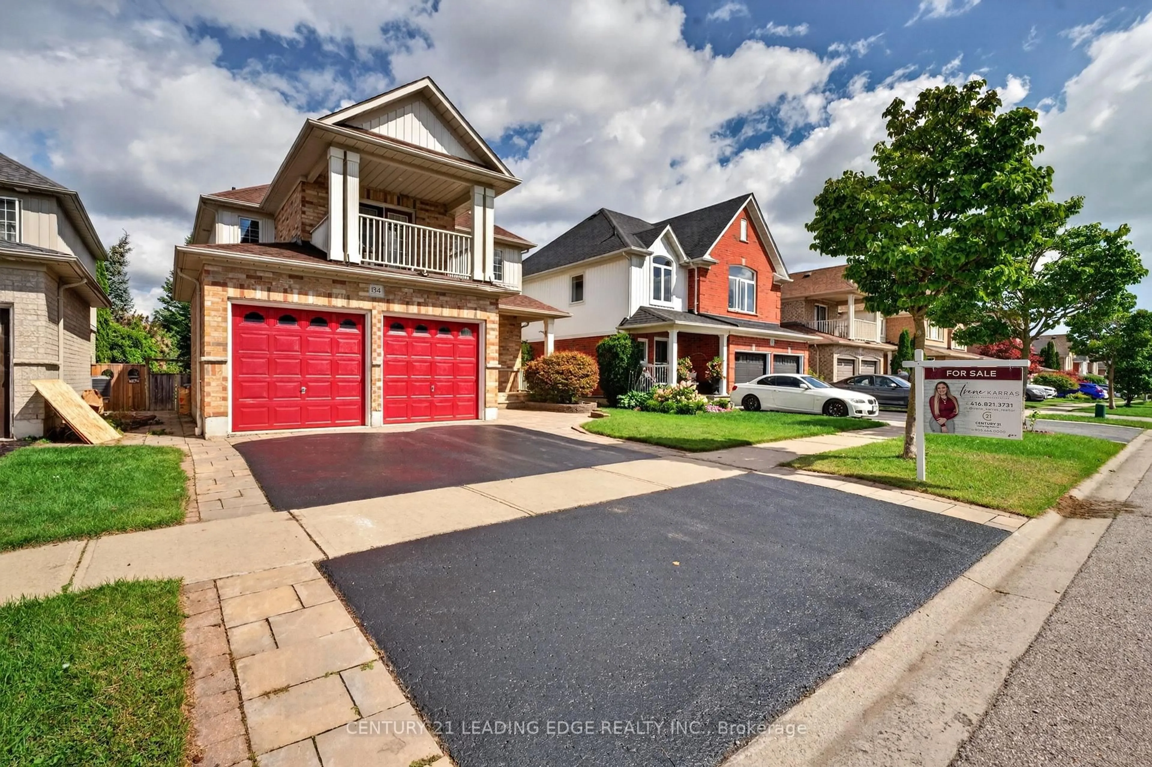 Home with brick exterior material, street for 134 Toscana Dr, Whitby Ontario L1R 2Z9