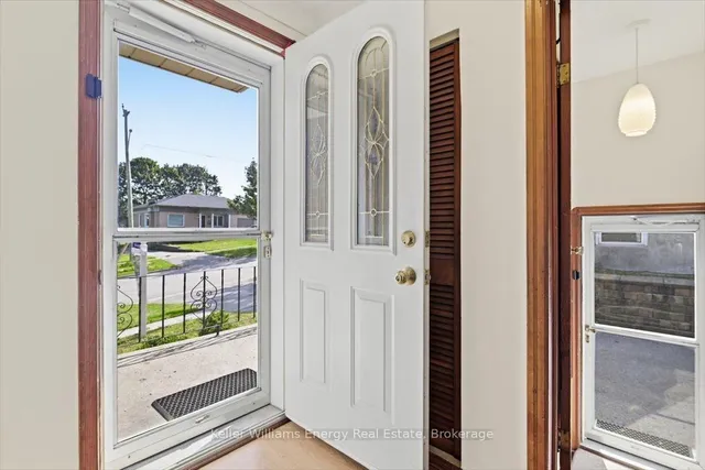 216 College Ave, Oshawa 5