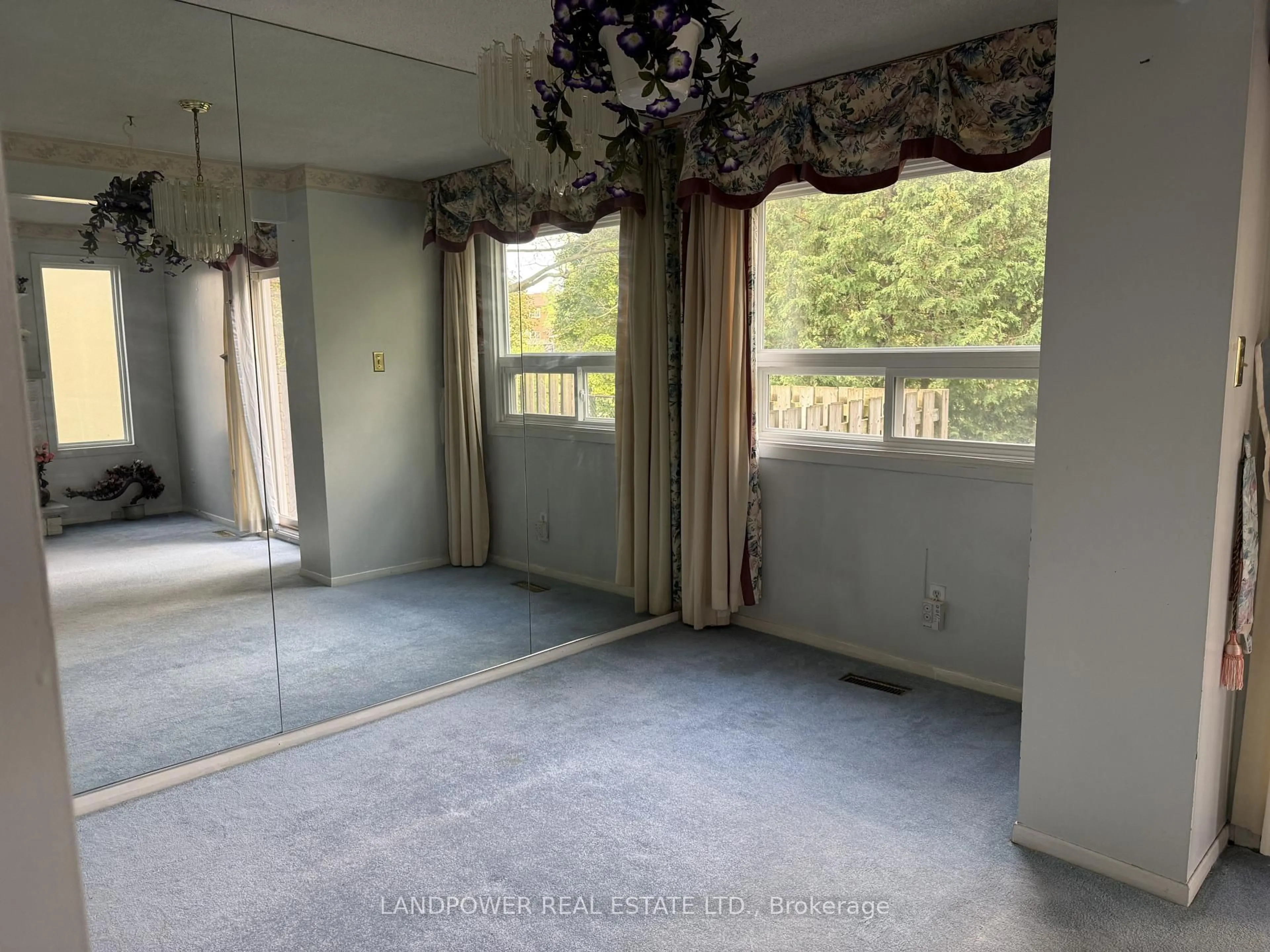 A pic of a room for 55 Brimwood Blvd #10, Toronto Ontario M1V 1E4