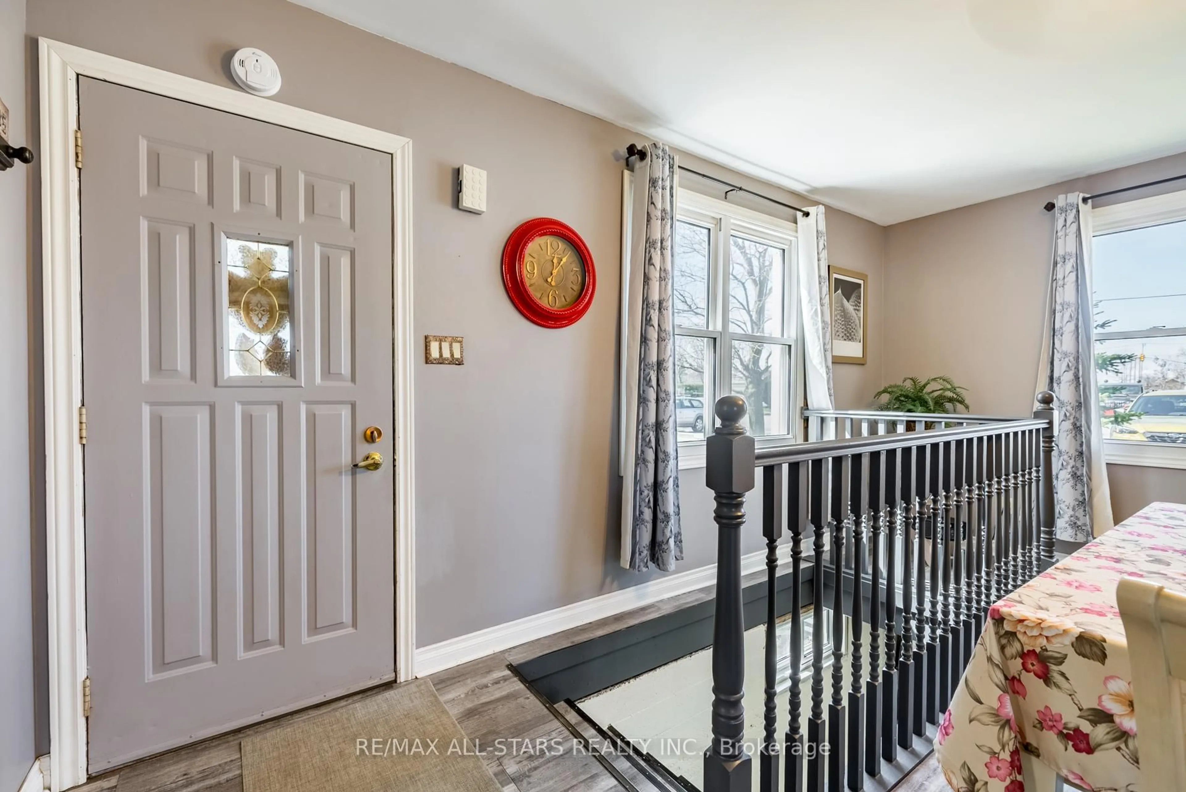 Indoor entryway for 14995 Regional Rd 57, Scugog Ontario L0B 1B0