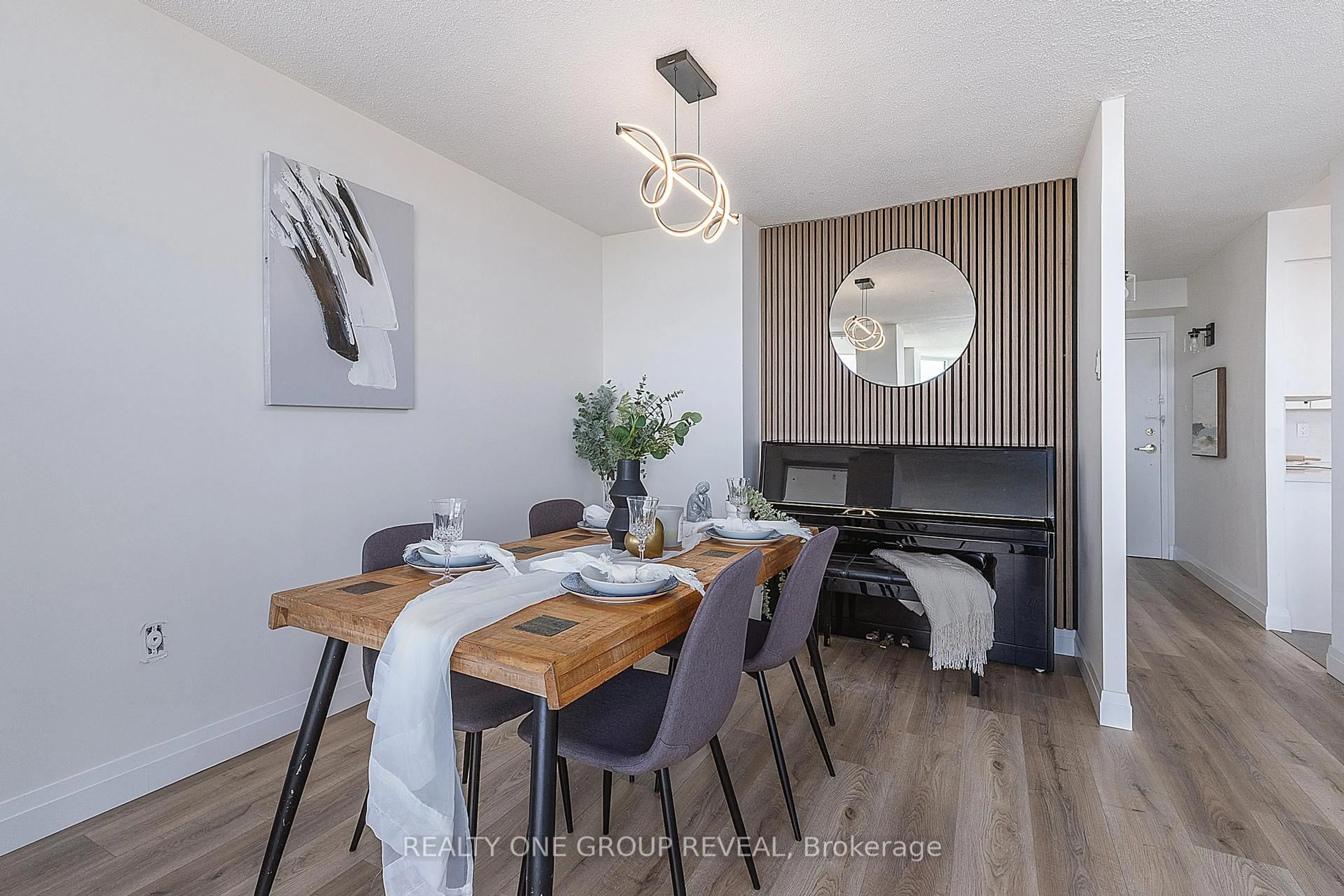 Dining room, wood/laminate floor for 121 Ling Rd #1509, Toronto Ontario M1E 4Y2