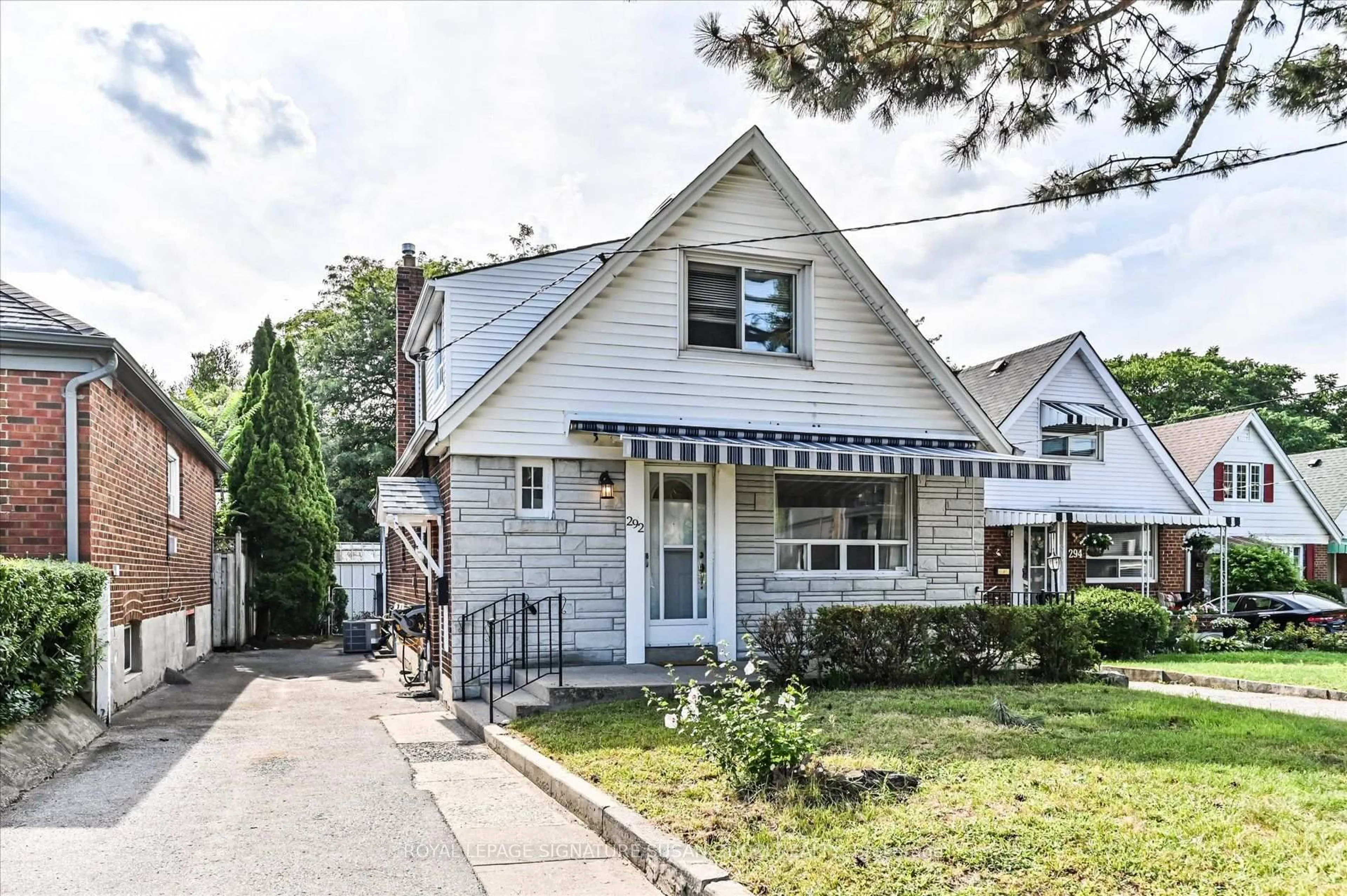 Unknown for 292 Glebemount Ave, Toronto Ontario M4C 3V3