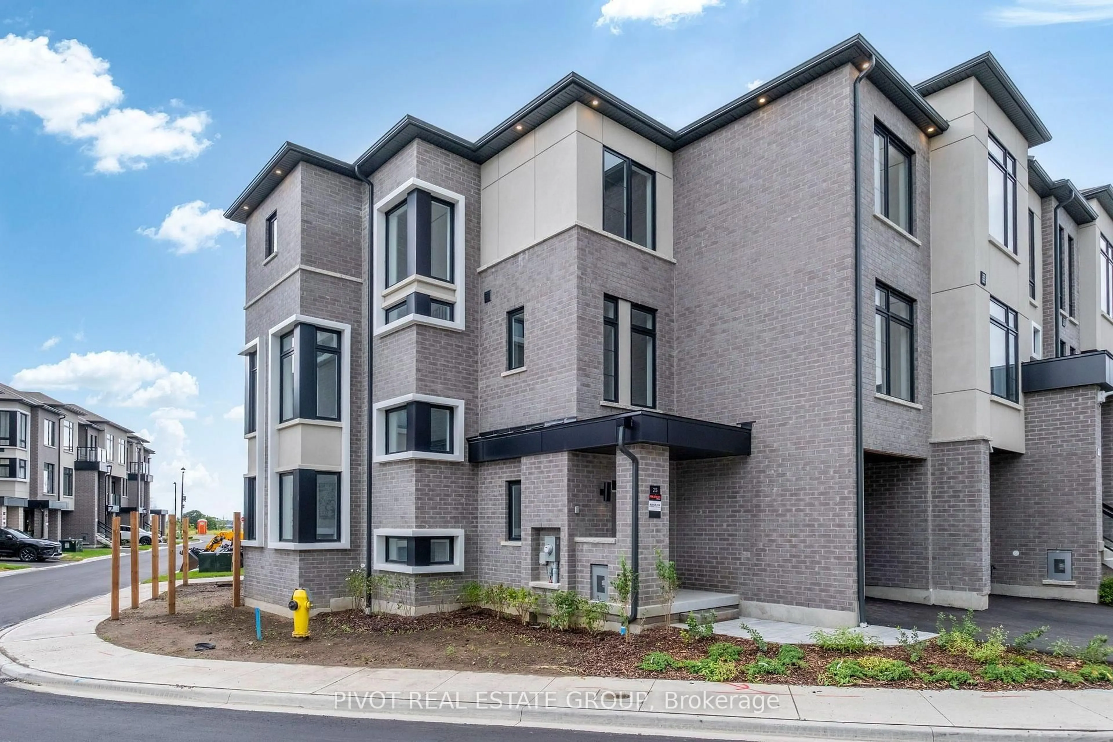 Unknown for 25 Observatory Way, Whitby Ontario L1M 0M7