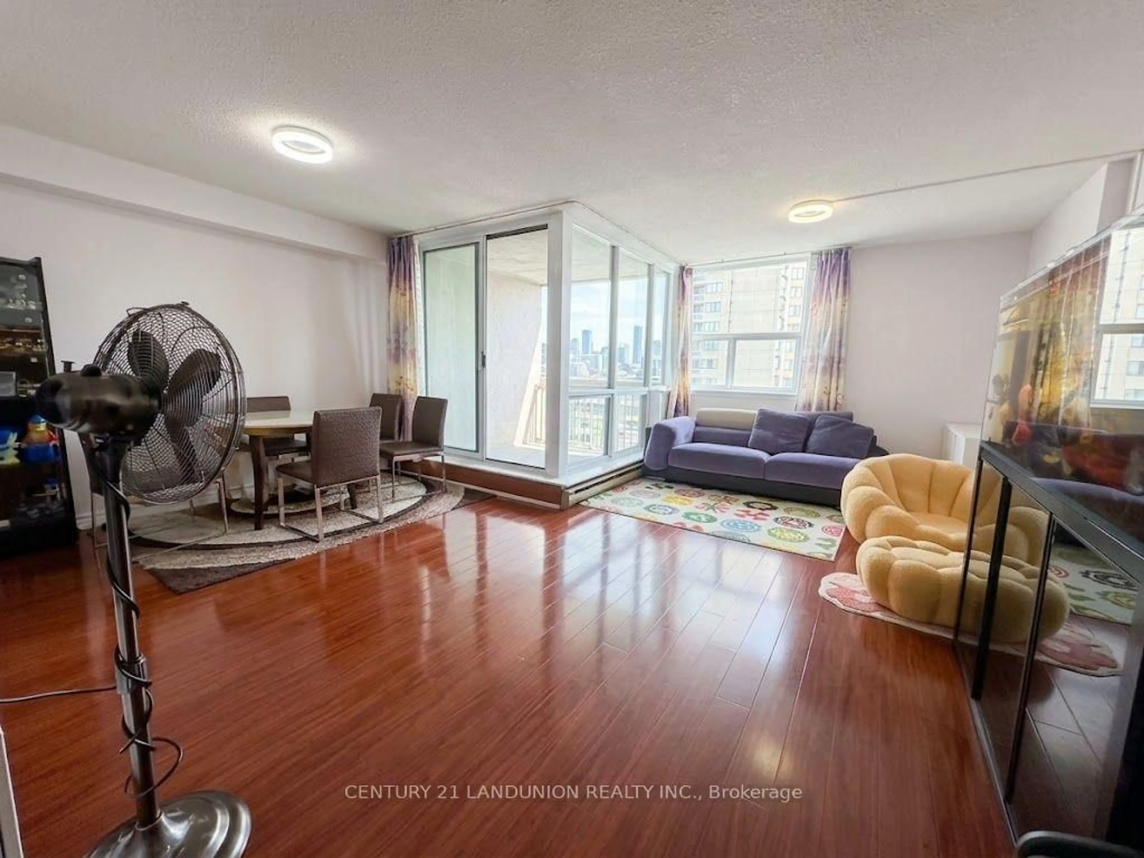 Living room with furniture, unknown for 2500 Bridletowne Circ #1005, Toronto Ontario M1W 2V6
