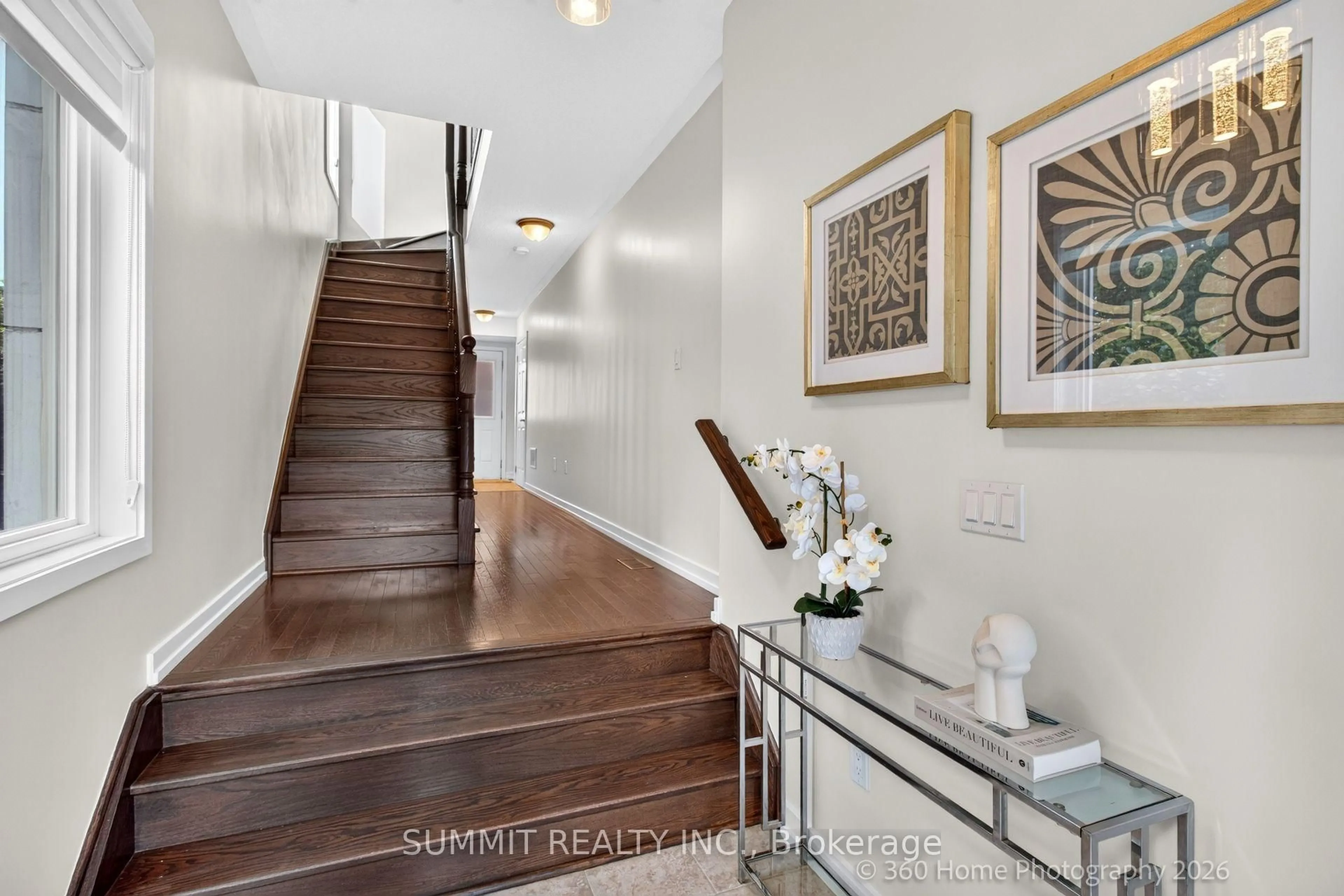 Indoor entryway for 1299 Glenanna Rd #39, Pickering Ontario L1V 0C9