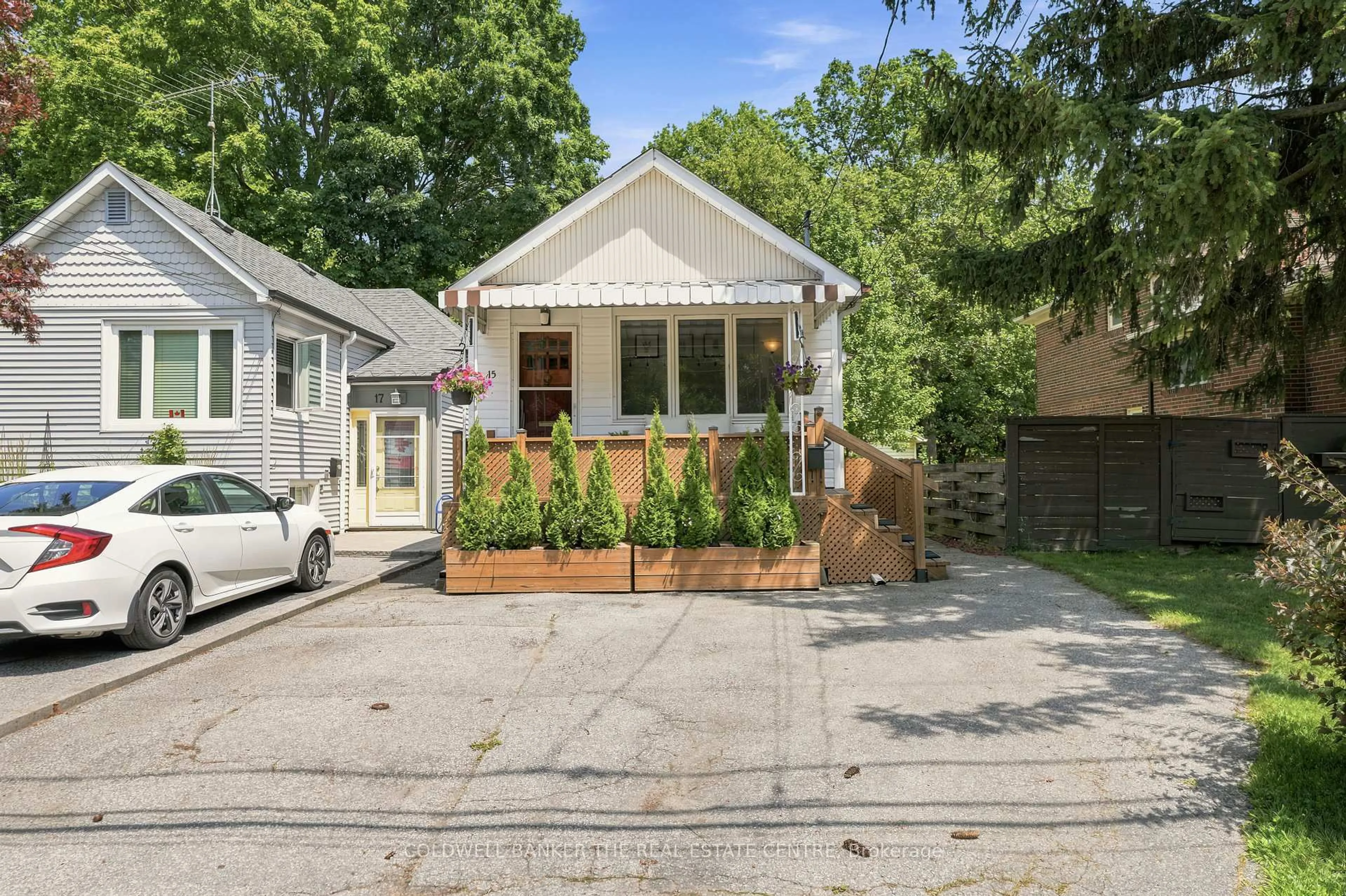 Unknown for 15 Presley Ave, Toronto Ontario M1L 3P4