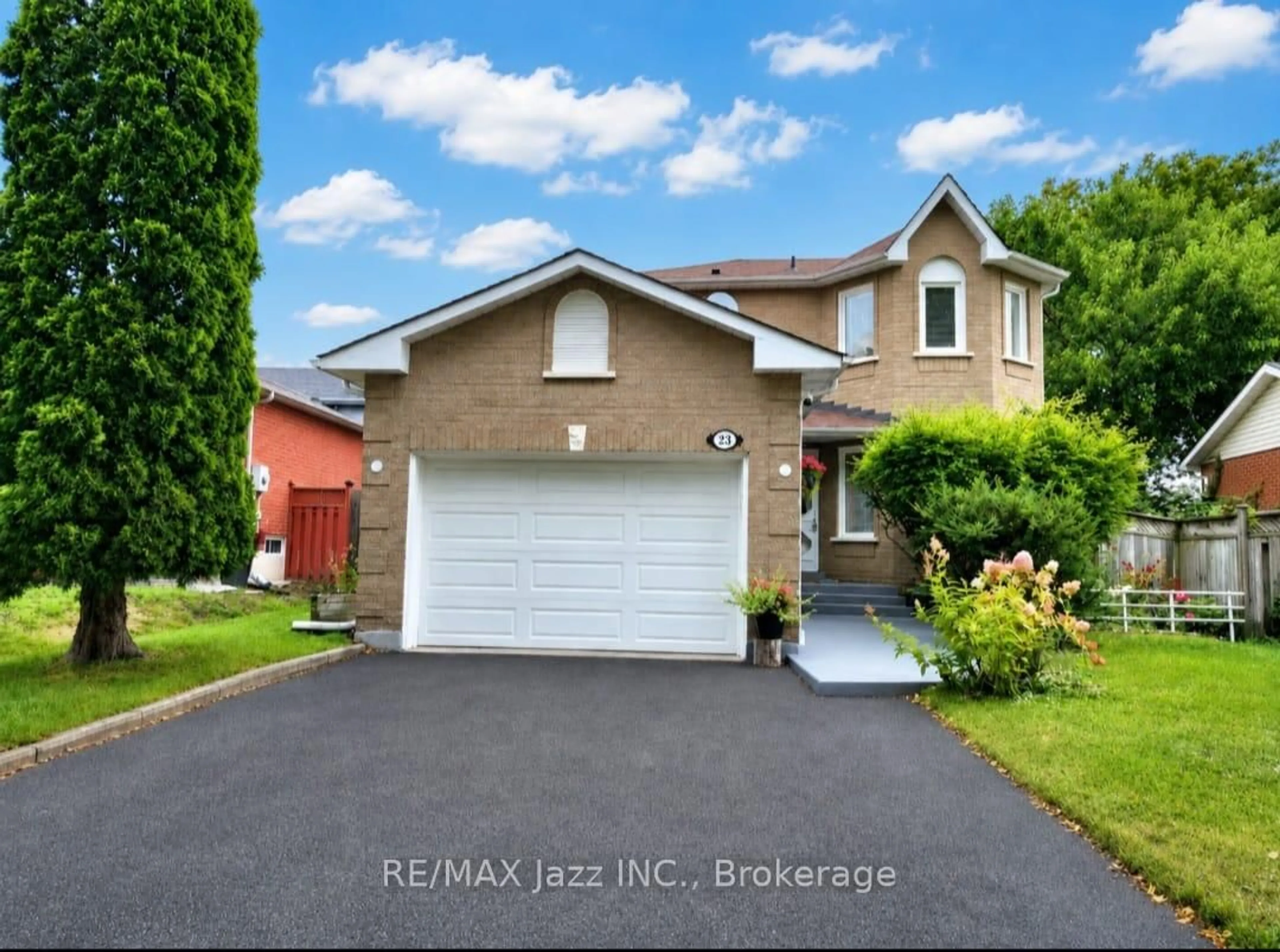 Home with brick exterior material, street for 23 Meredith Crt, Clarington Ontario L1E 2V9