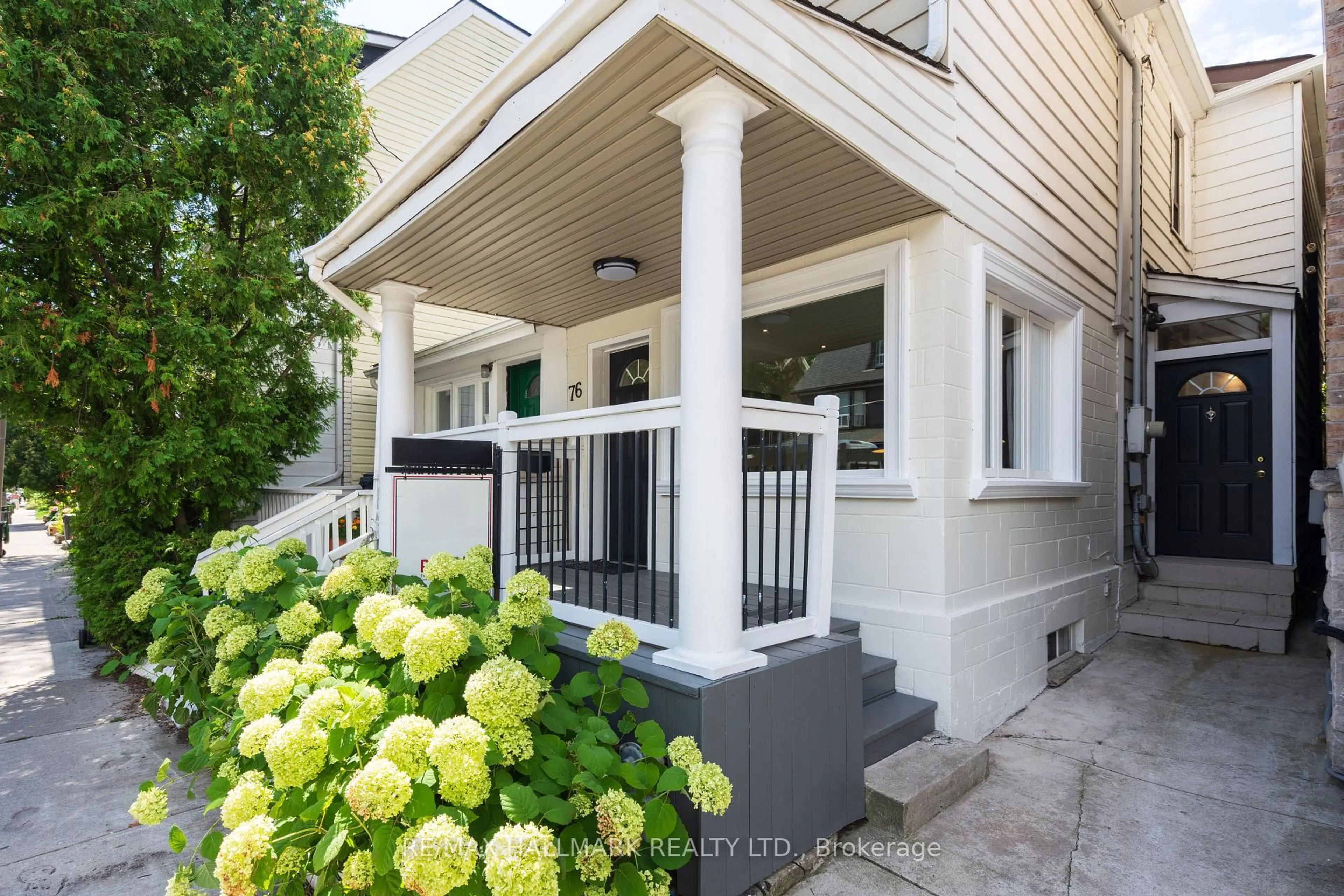 Unknown for 76 Pape Ave, Toronto Ontario M4M 2V6