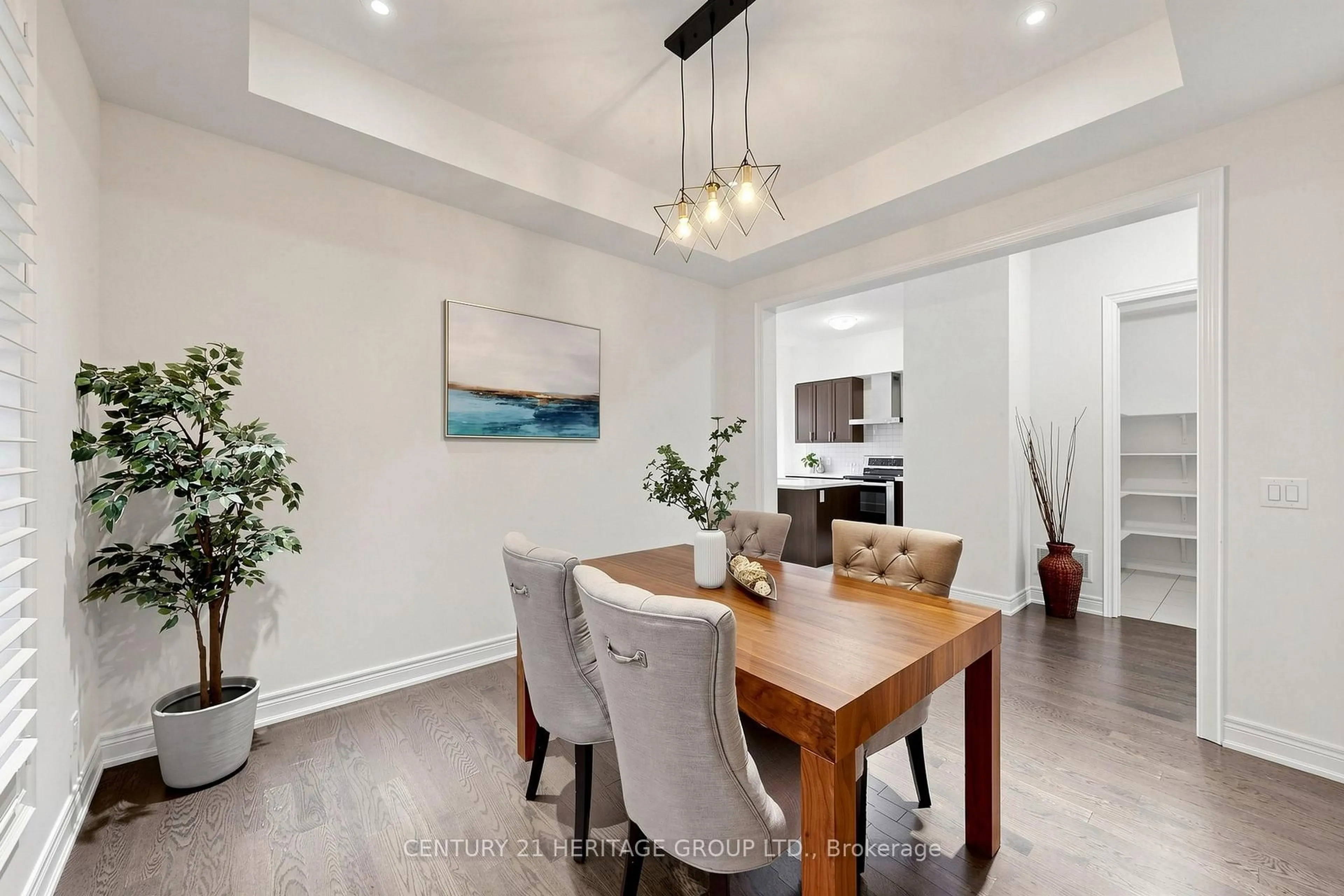 Dining room, wood/laminate floor for 34 Micklefield Ave, Whitby Ontario L1P 0C3