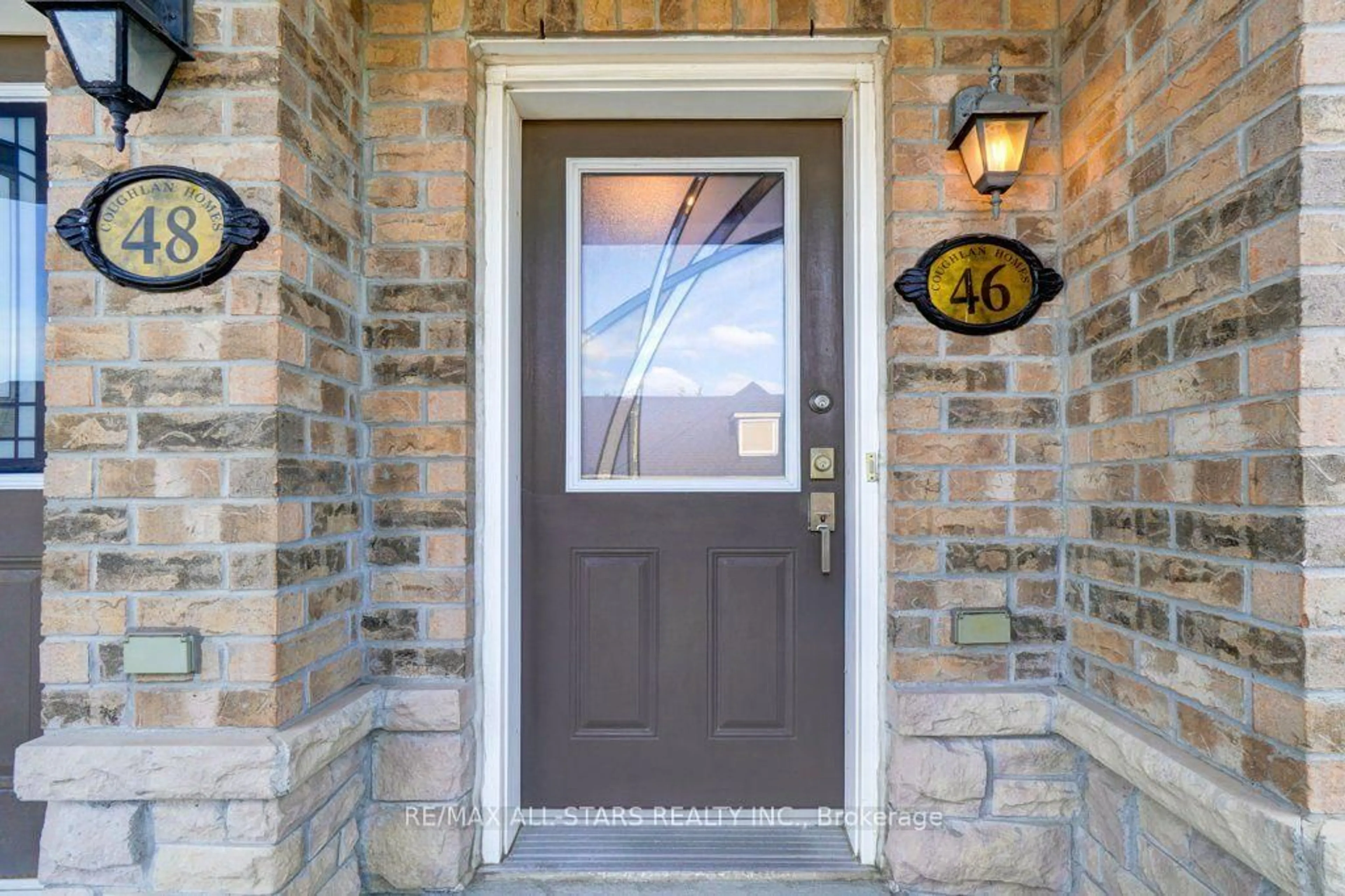 Indoor entryway for 46 Lovegrove Lane #13, Ajax Ontario L1S 0E7