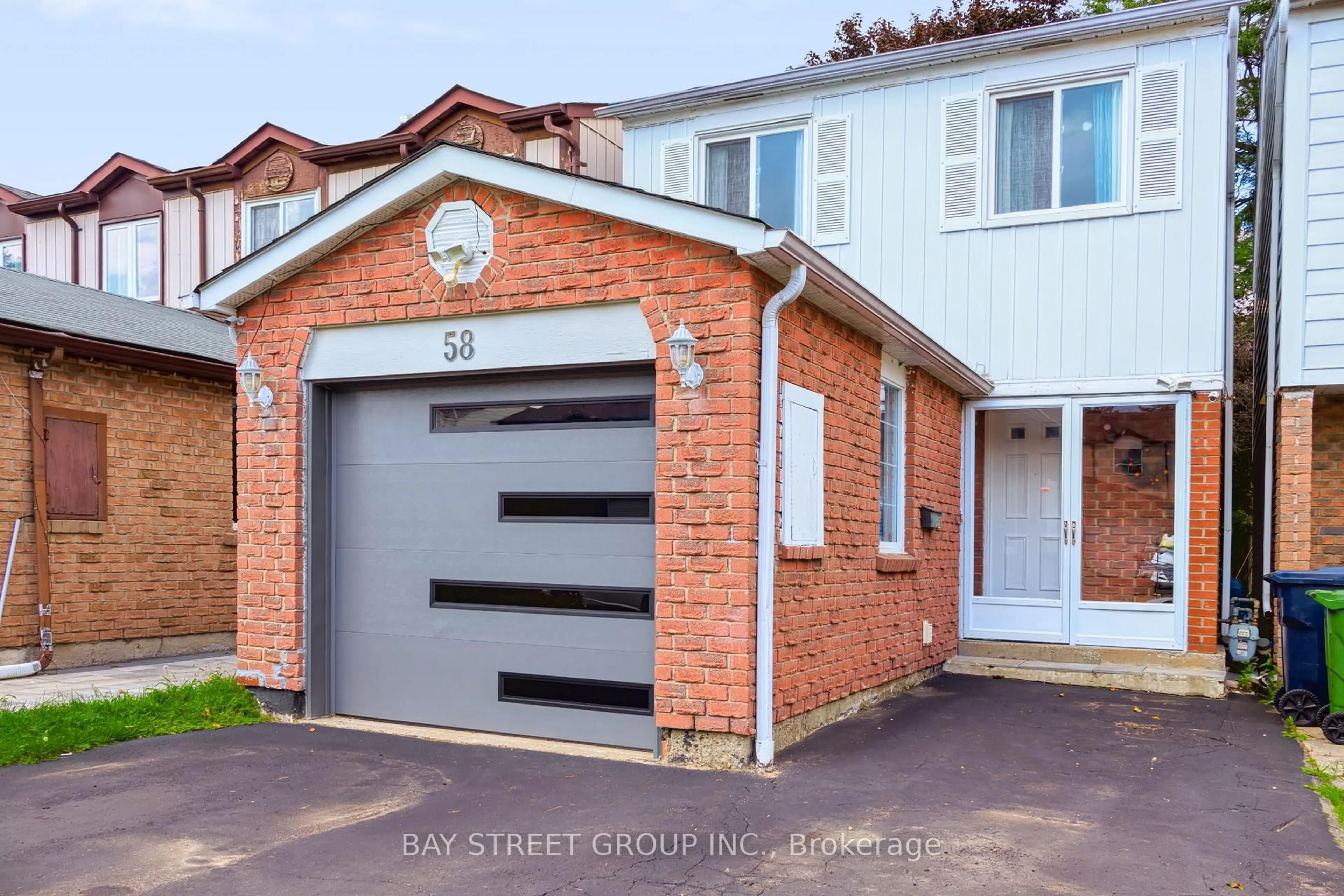 A pic from outside/outdoor area/front of a property/back of a property/a pic from drone, street for 58 Tambrook Dr, Toronto Ontario M1W 3L9